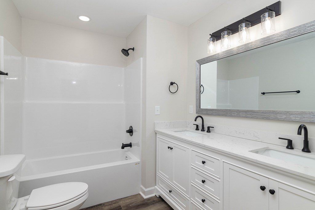 1854 Hwy 334. Oxford, MS 38655