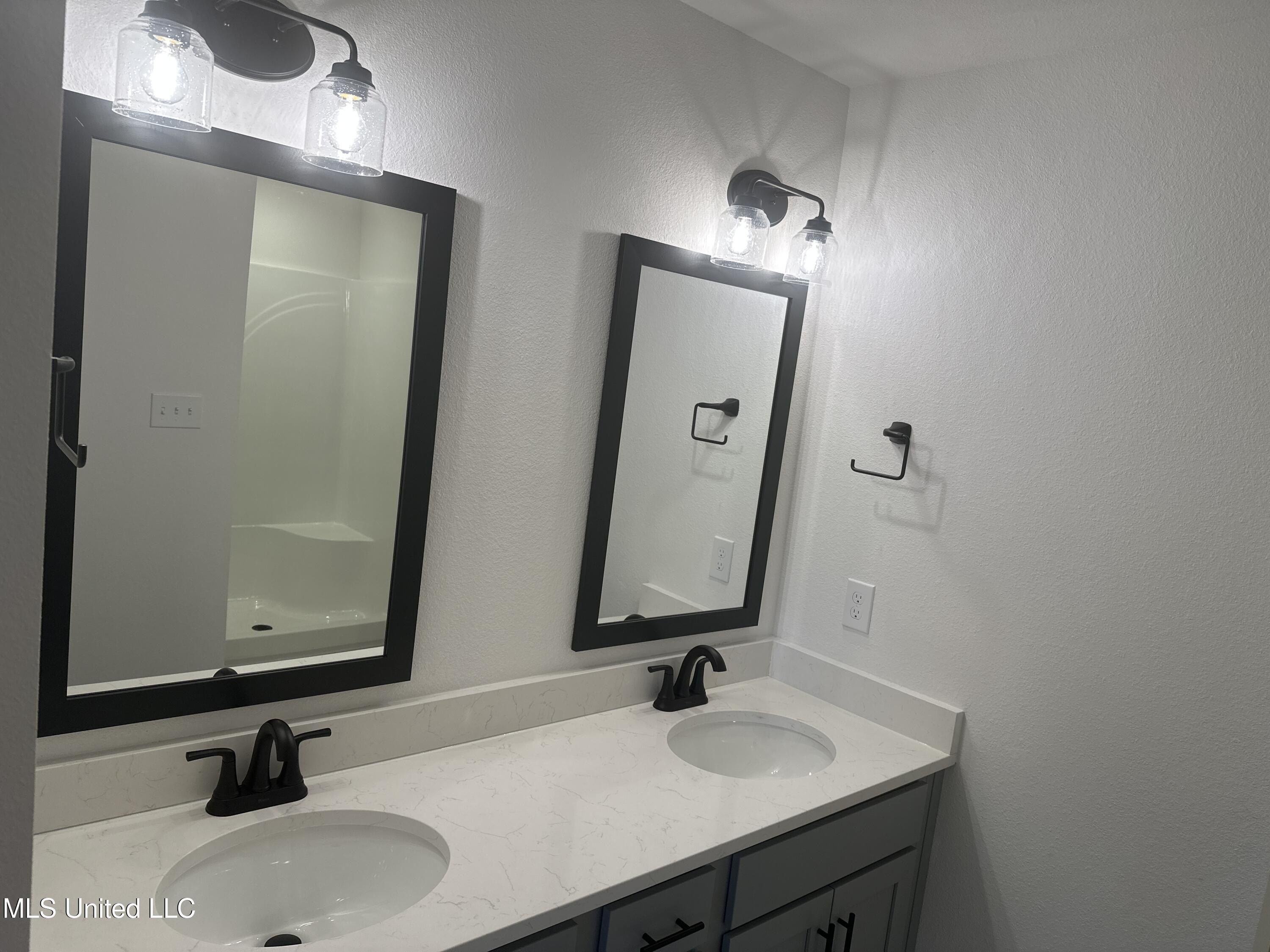 14940 Fritz Circle. Gulfport, MS 39503