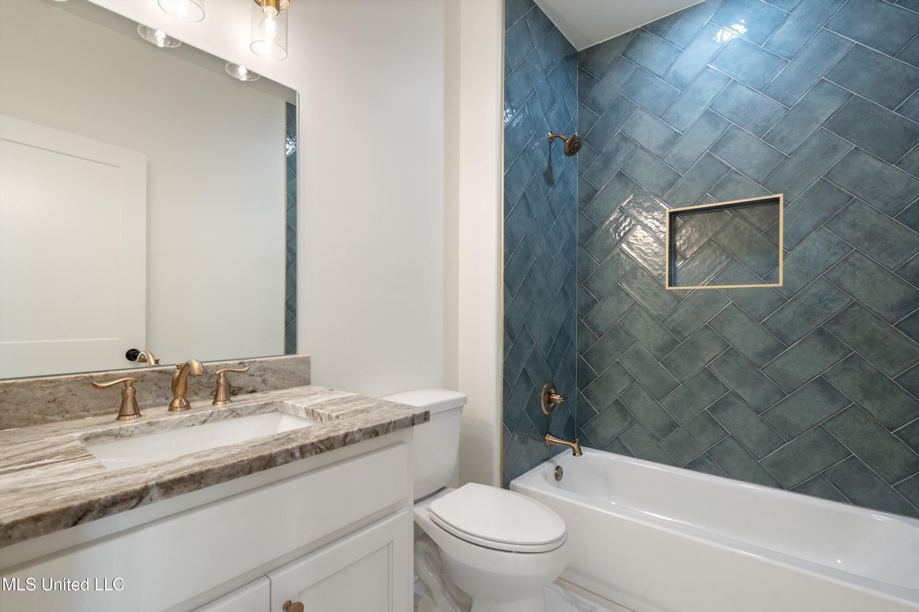 5452 Grayson Way. Hernando, MS 38632