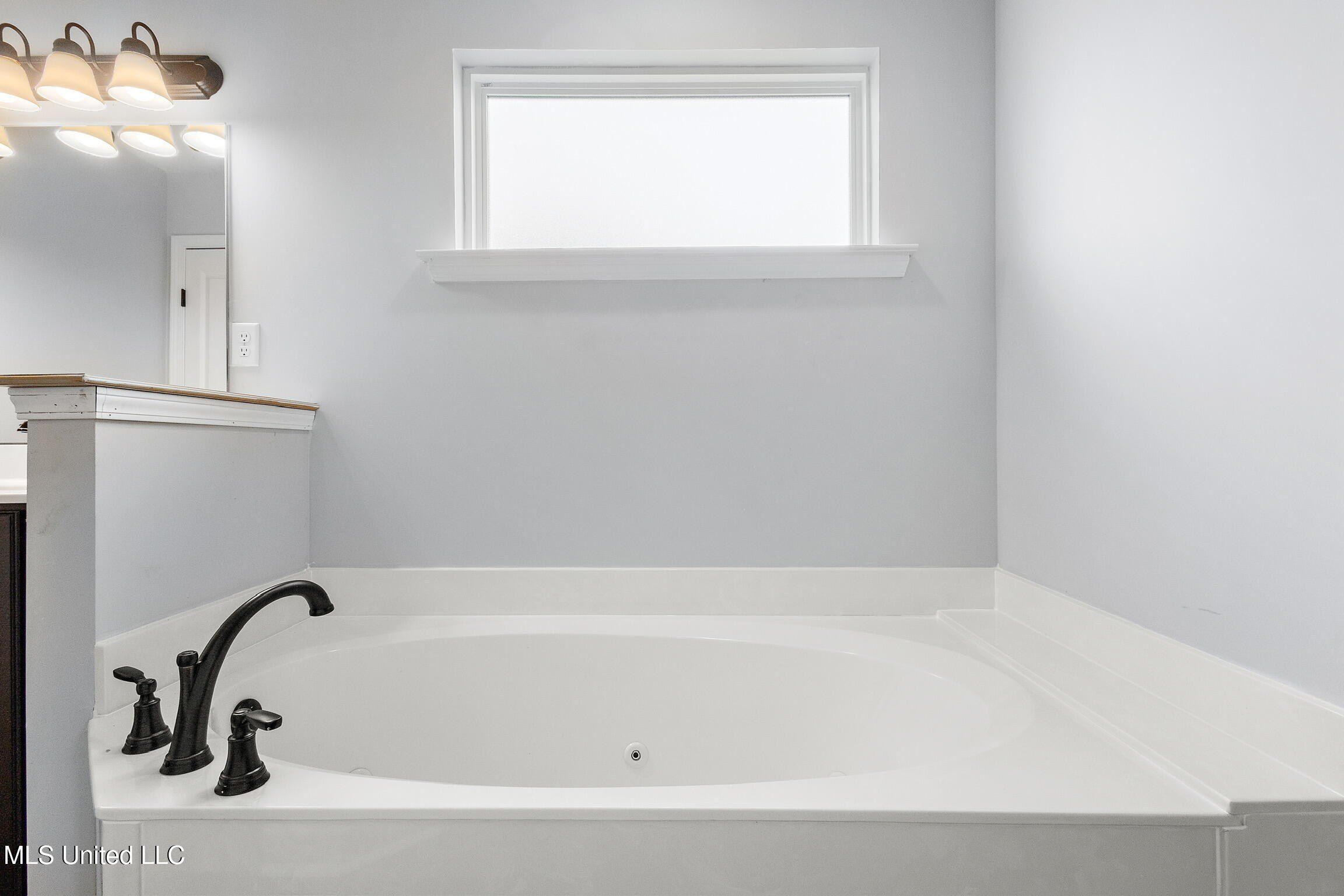 13843 Molly Madeline Lane. Olive Branch, MS 38654