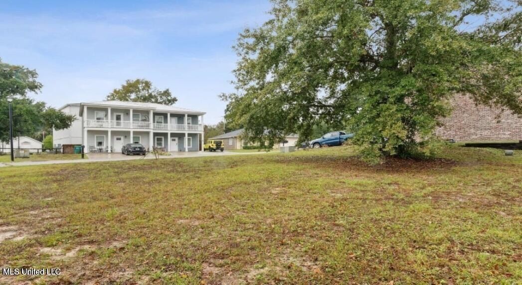 656667 Oak Alley Lane. Long Beach, MS 39560