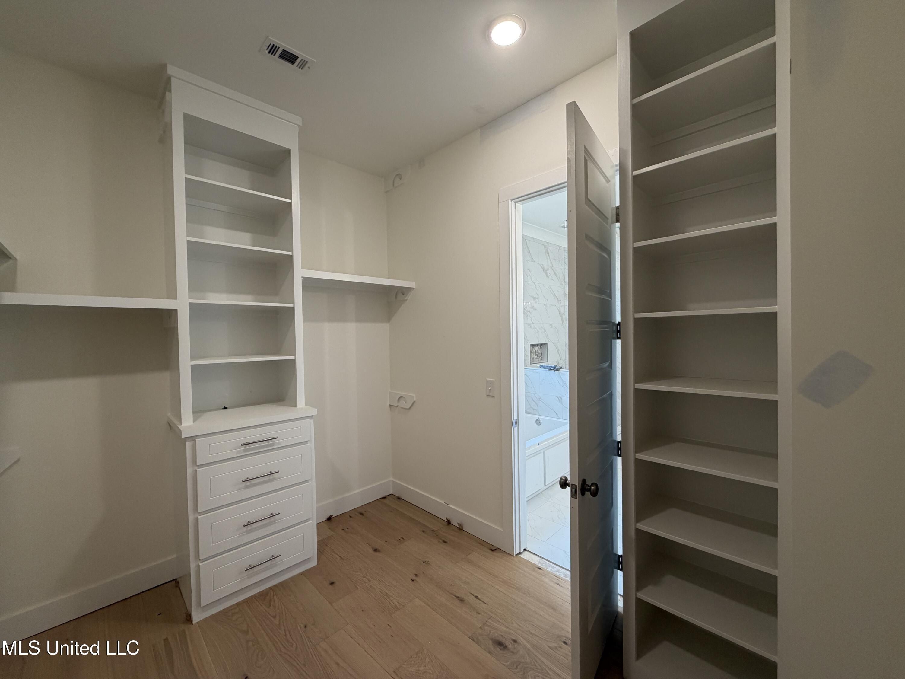 413 Lennon Lane. Brandon, MS 39047