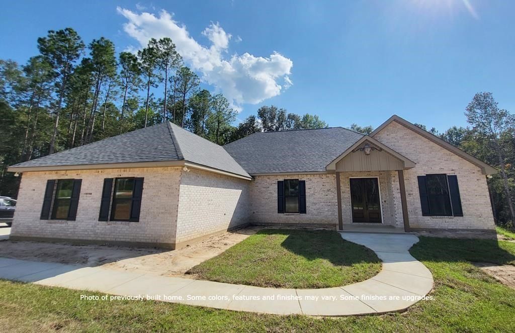 Lot 15 Chinaberry Circle. Carriere, MS 39426