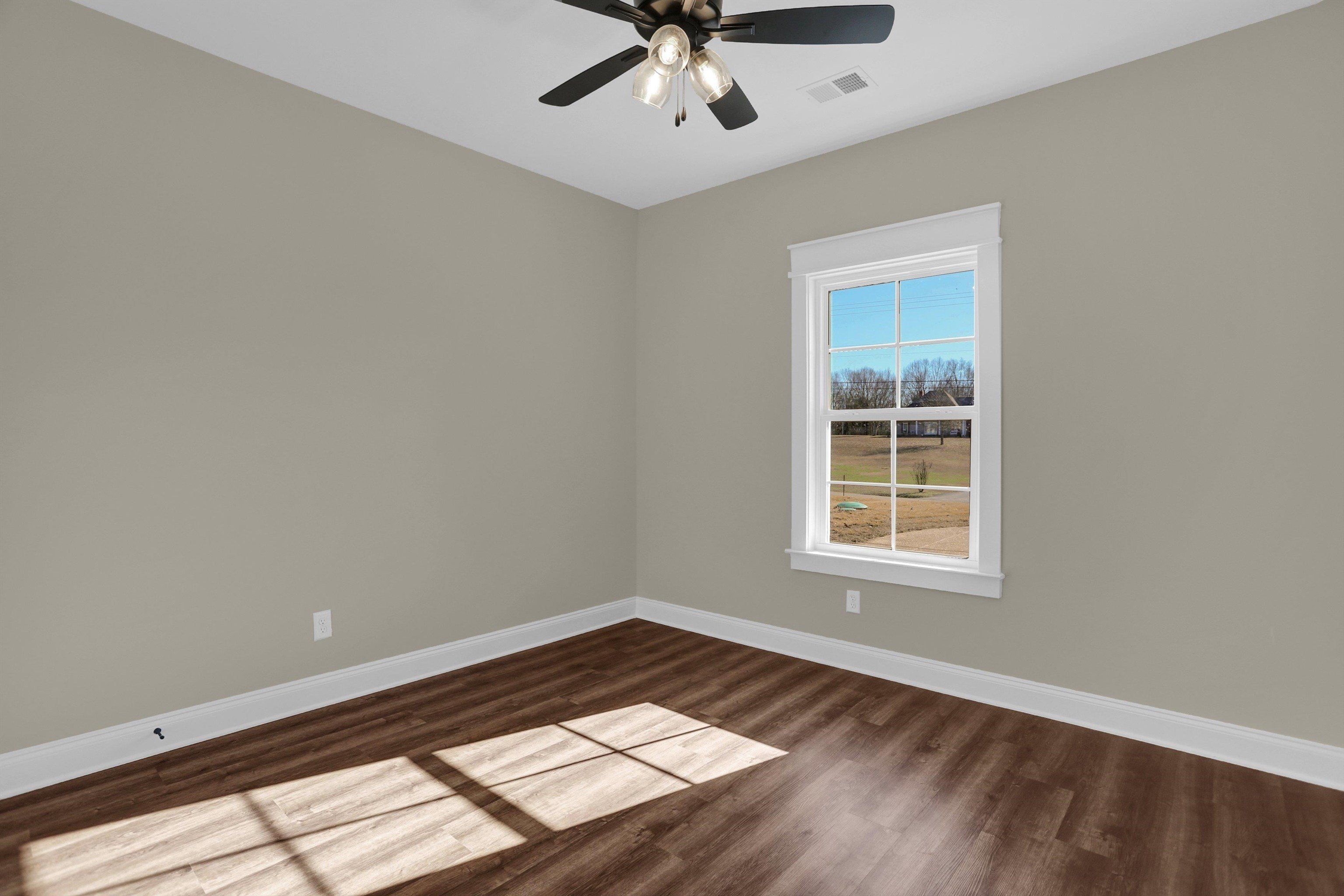 180 Farley. Byhalia, MS 38611