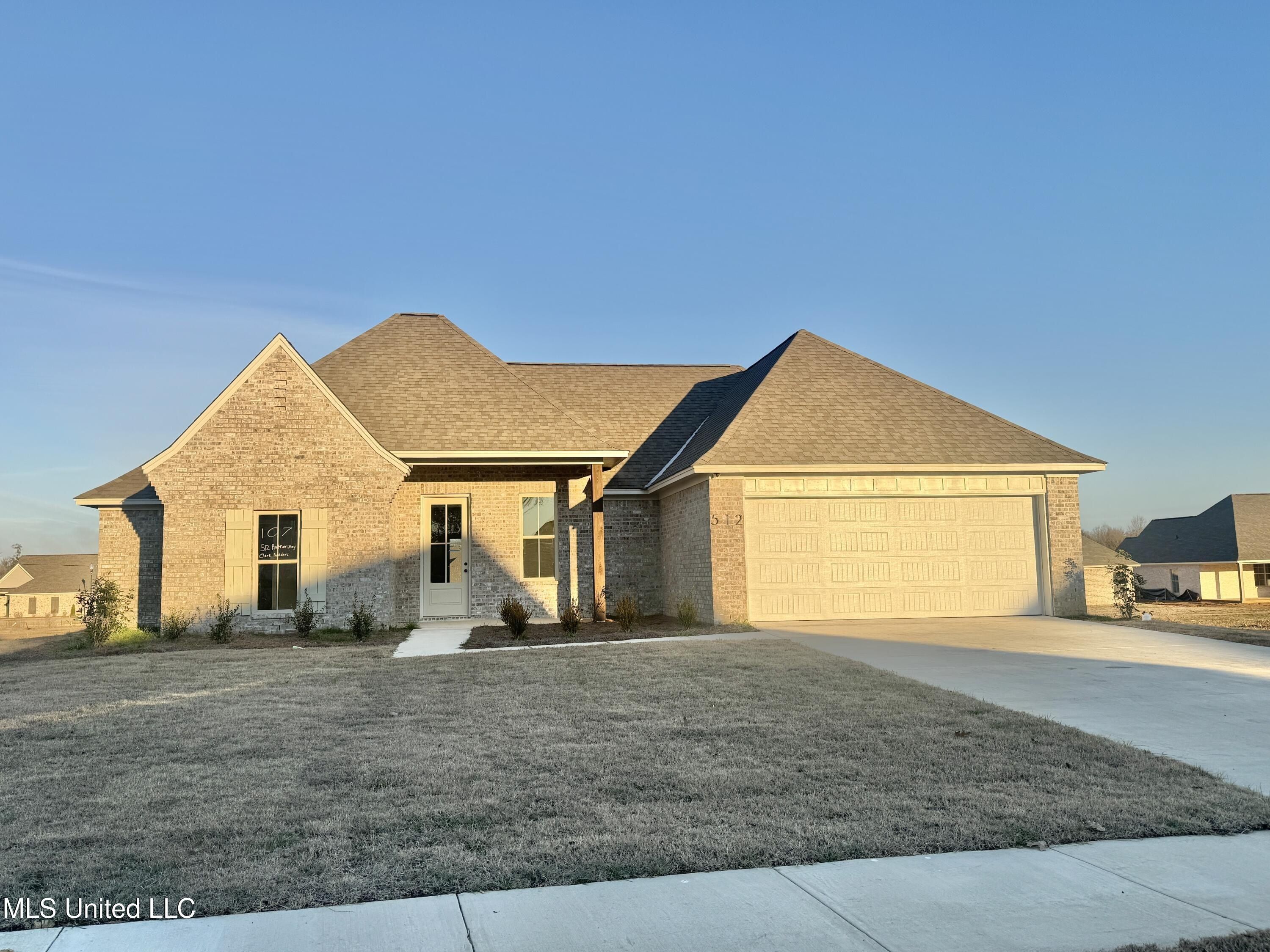 512 Portner Way. Canton, MS 39046