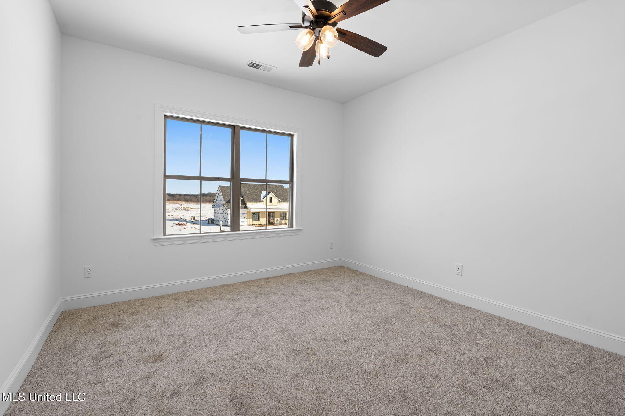 343 Camp Crossing. Hernando, MS 38632