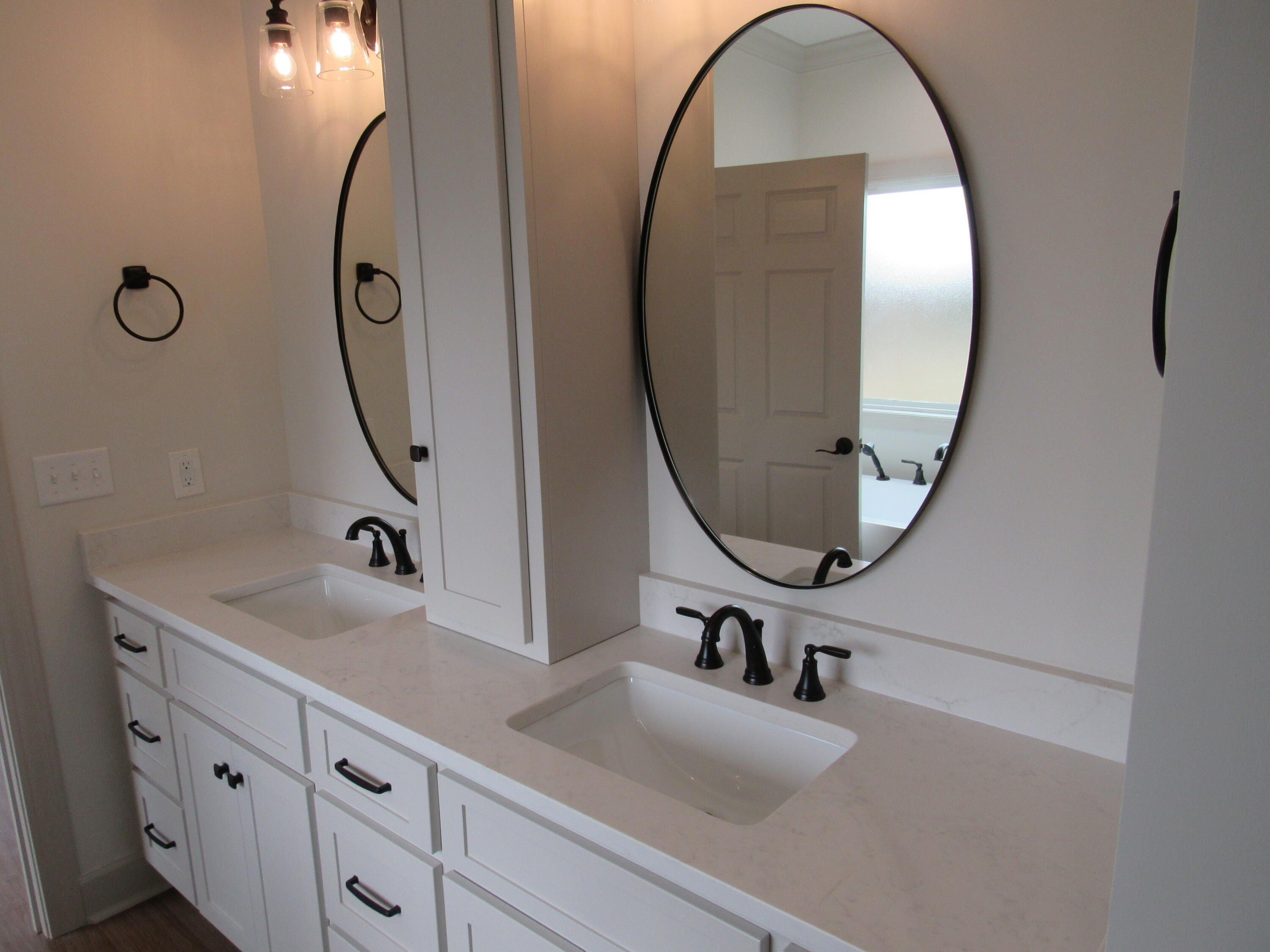 Annandale Dr. Columbus, MS 39702