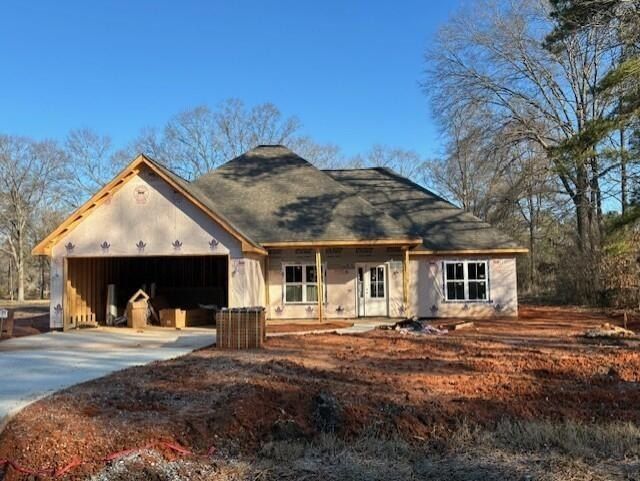 381 Troy Ln. Starkville, MS 39759