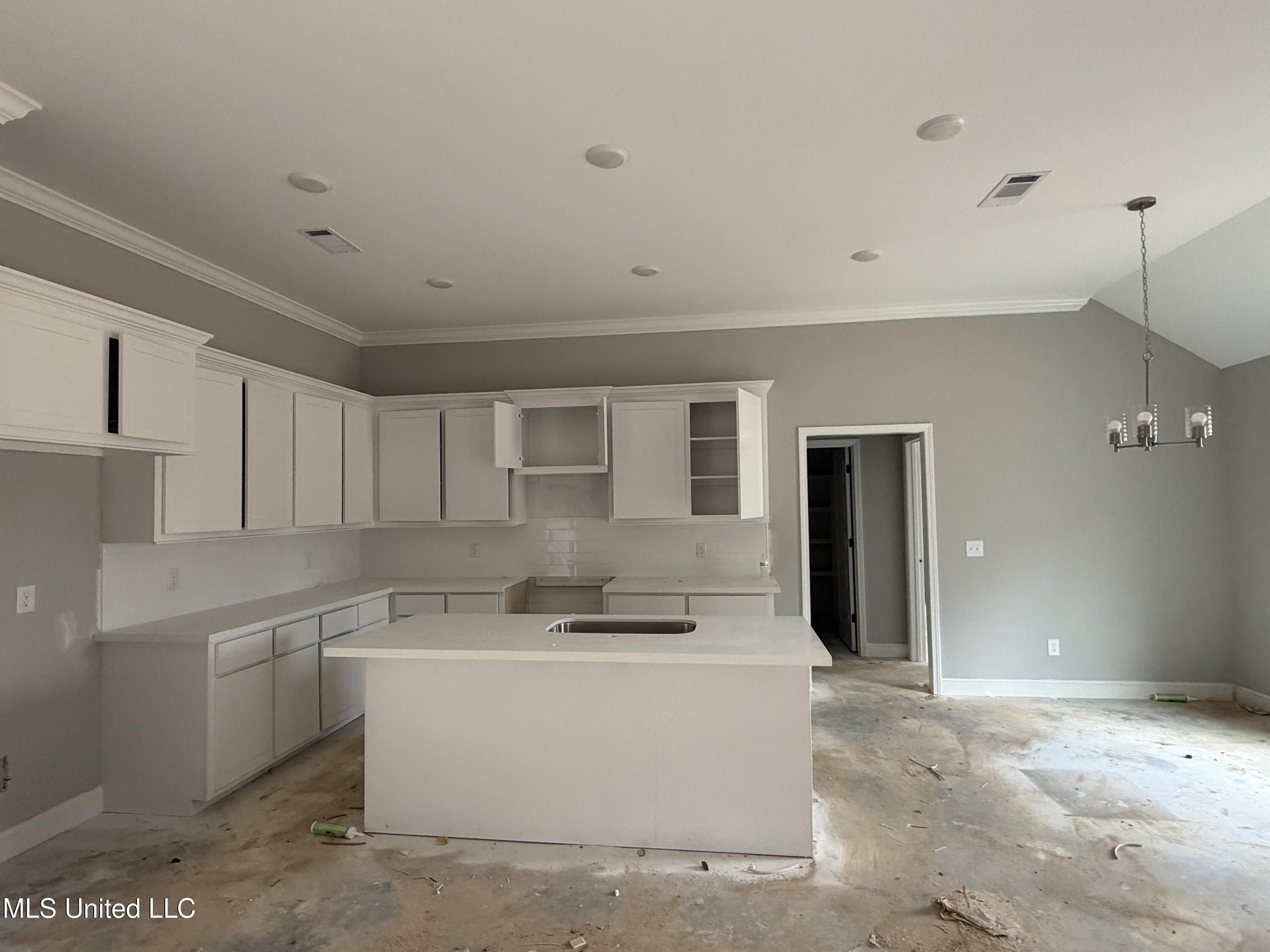 548 Patrick Farms Drive. Pearl, MS 39208