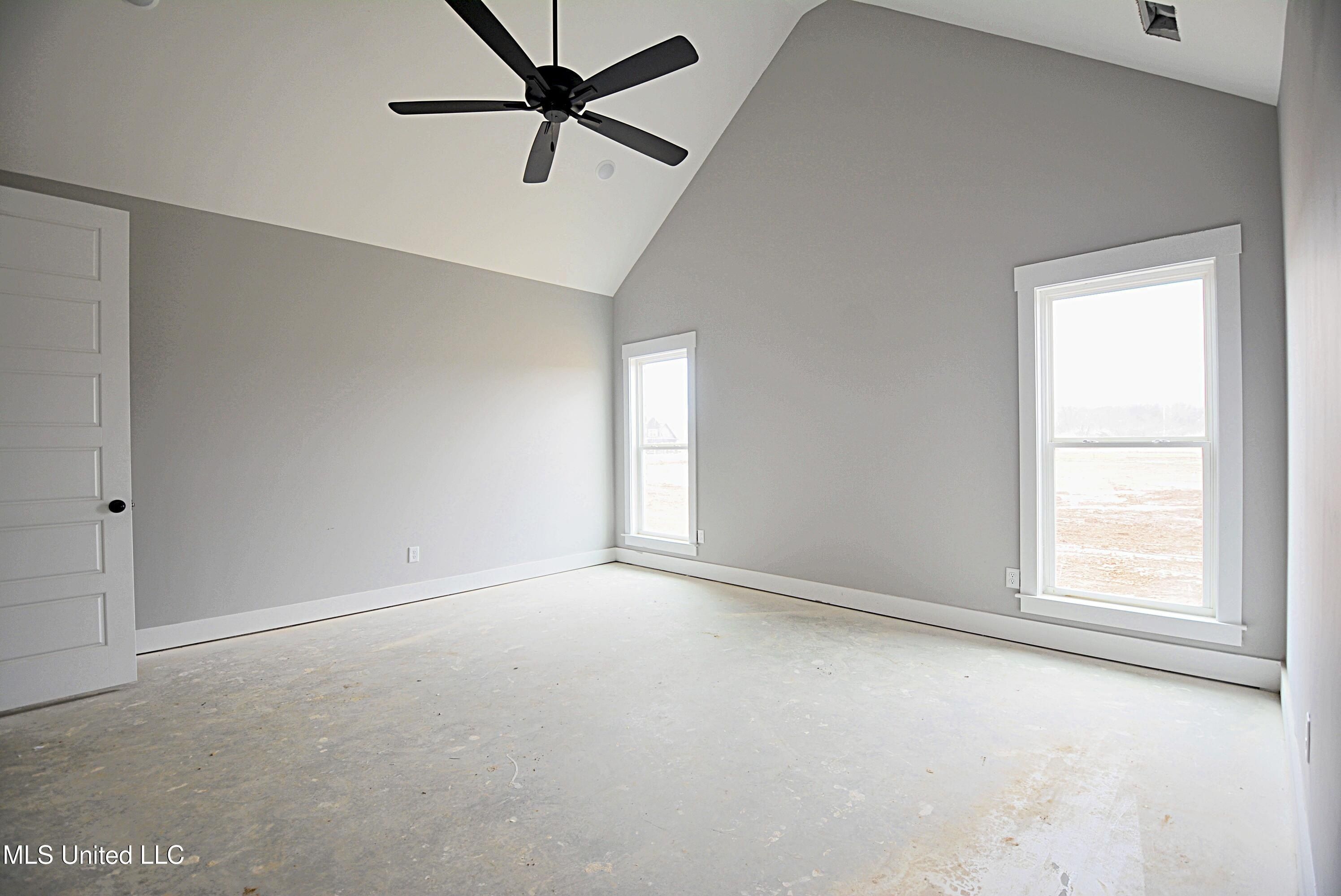 2401 Lauren Way. Hernando, MS 38632