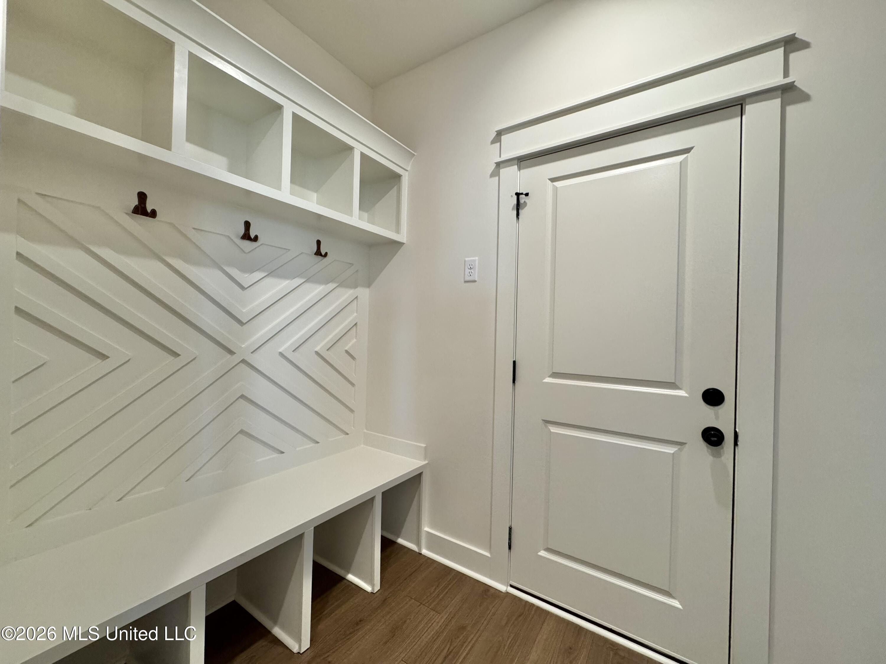 1762 Bakersfield Way. Nesbit, MS 38651