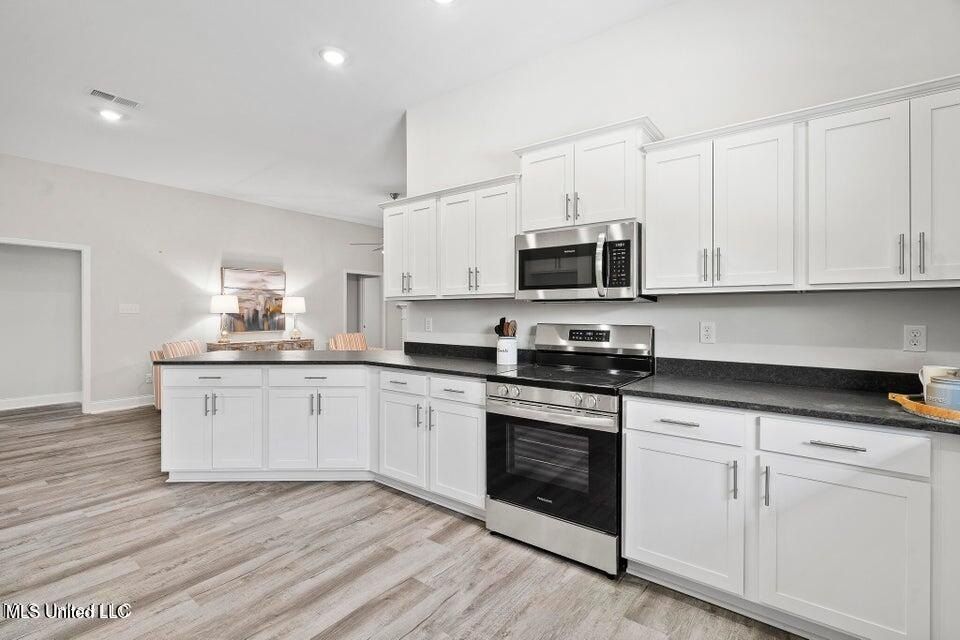 7721 Ferndale Drive. Olive Branch, MS 38654