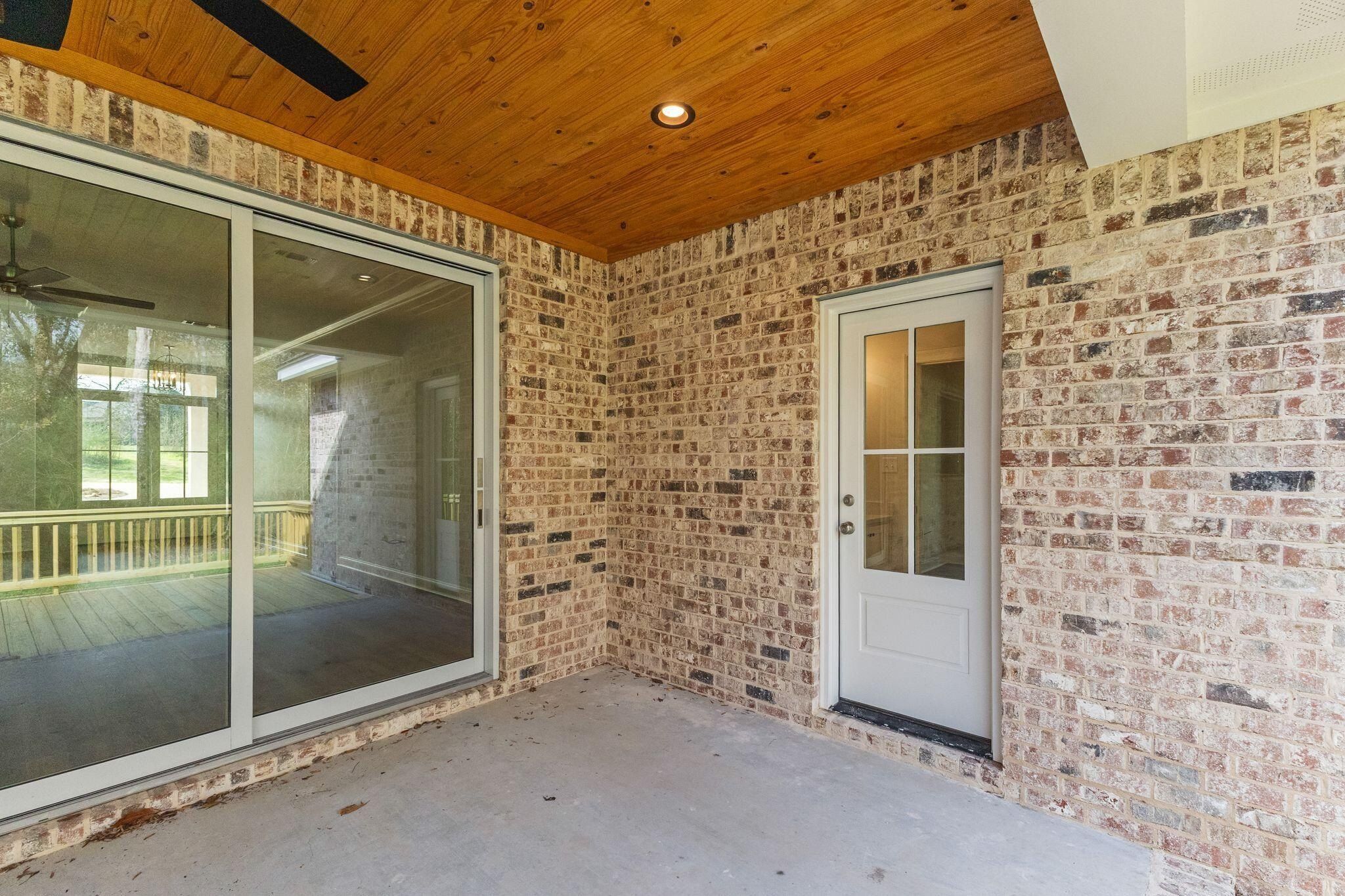 28 Pecan Acres. Hattiesburg, MS 39402