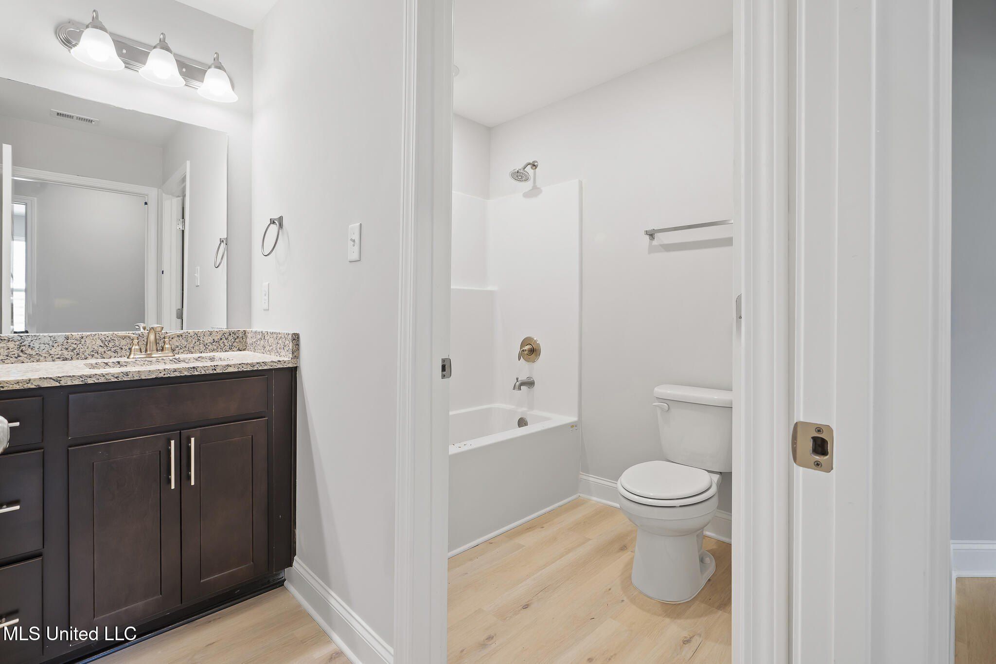 4251 W Olivia Circle. Olive Branch, MS 38654