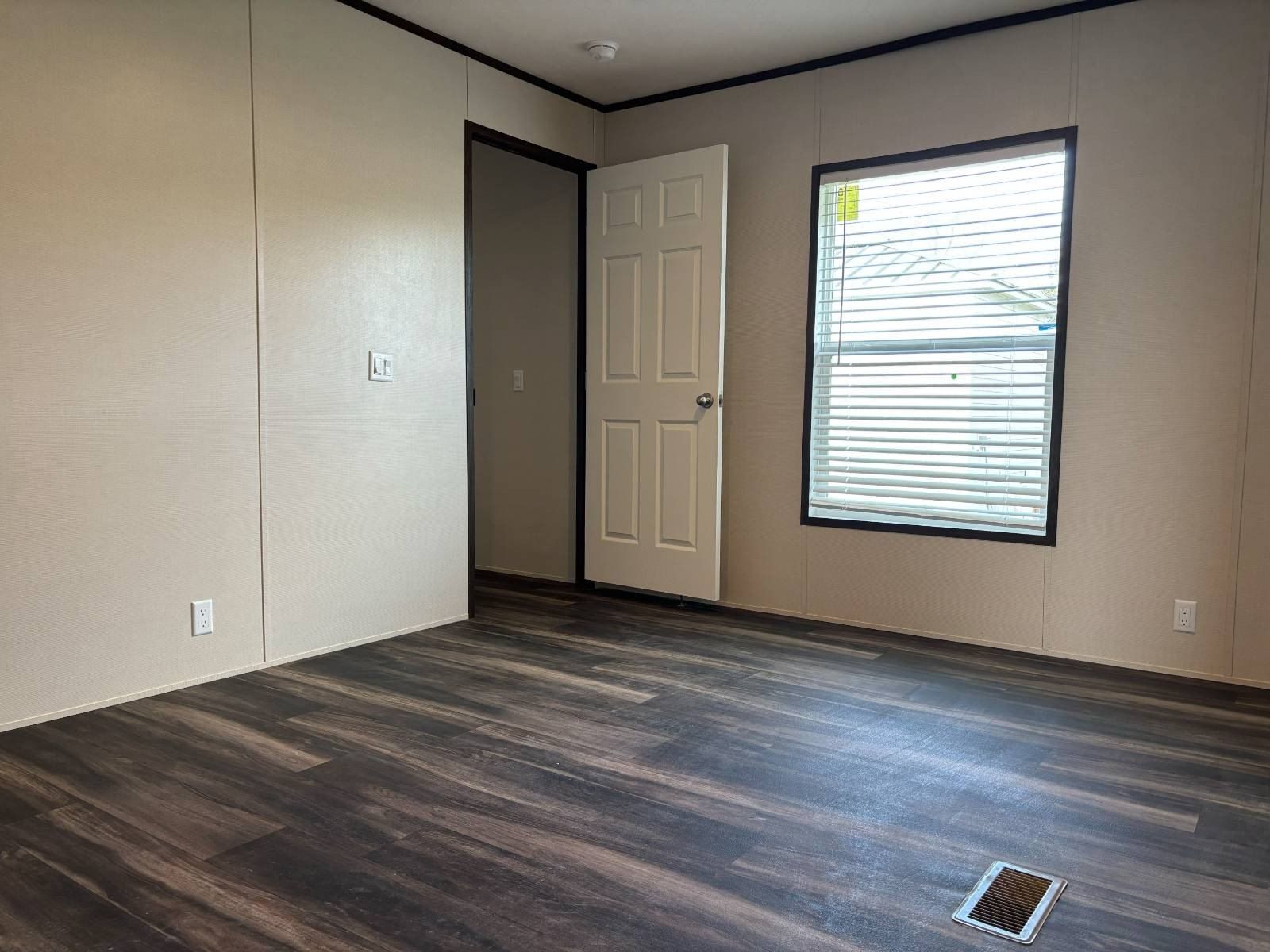 4708 Gibson Rd. Ocean Springs, MS 39564