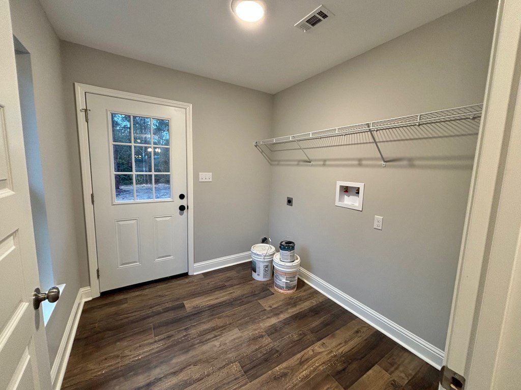 384 Monroe Breeland Rd. Poplarville, MS 39470