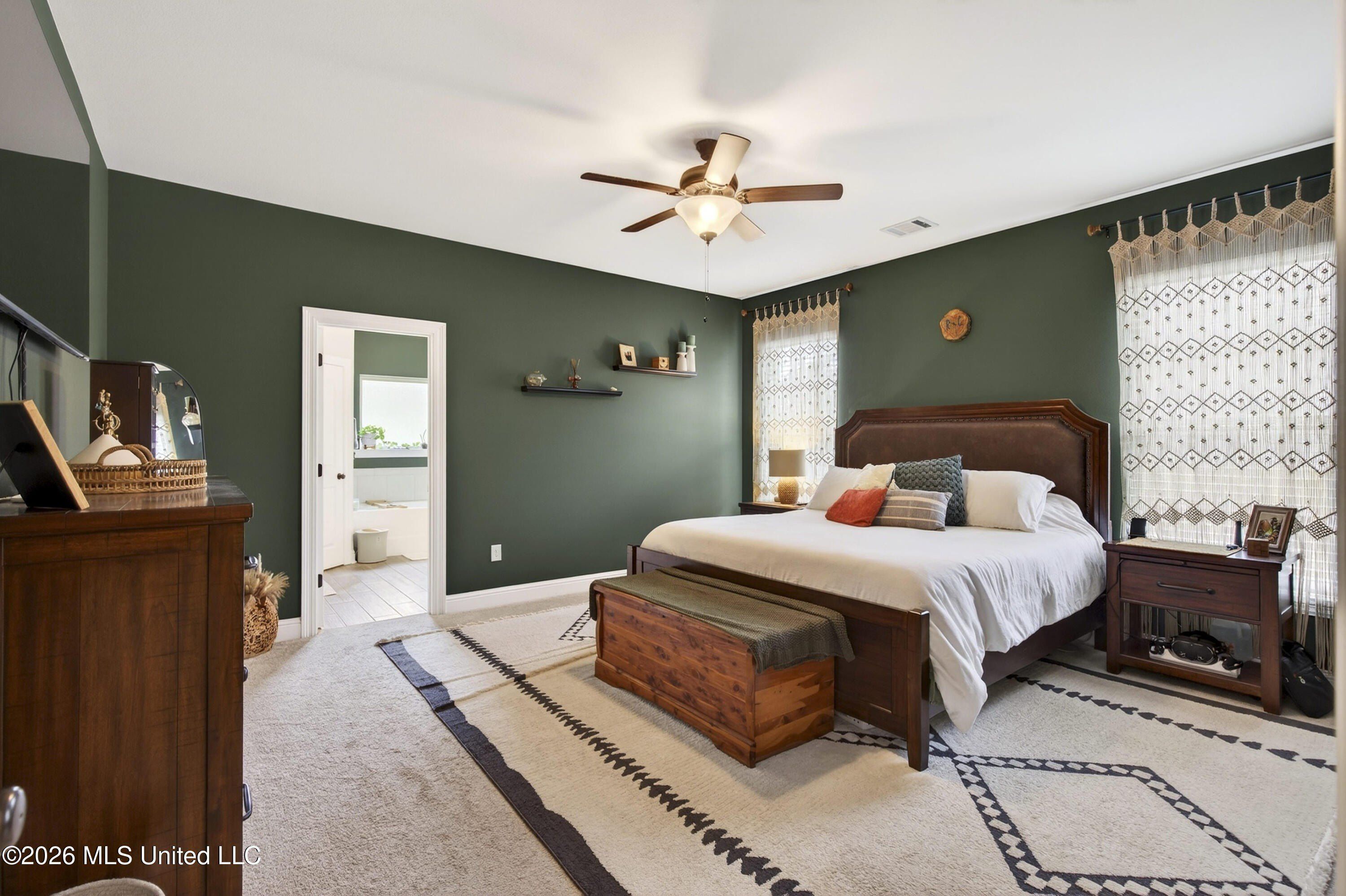 6932 Osprey Drive. Ocean Springs, MS 39564