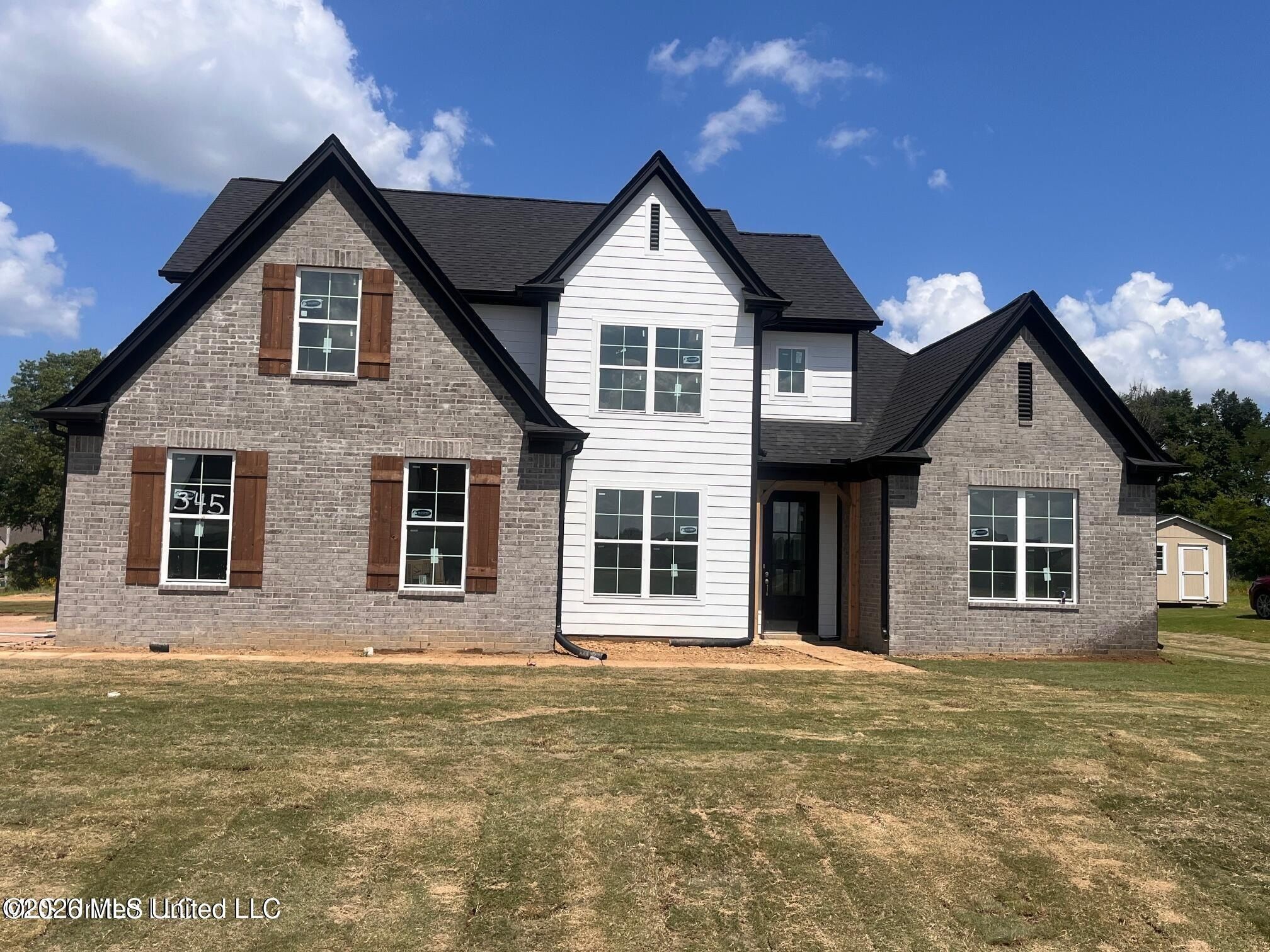 7391 Newbury Drive. Olive Branch, MS 38654