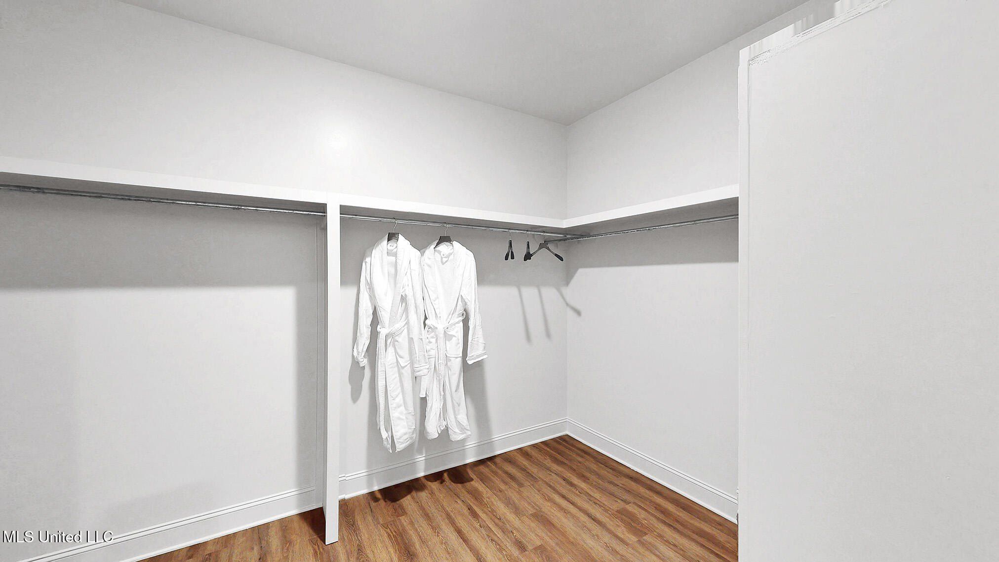 204 Serenity Lake Drive. Pearl, MS 39208