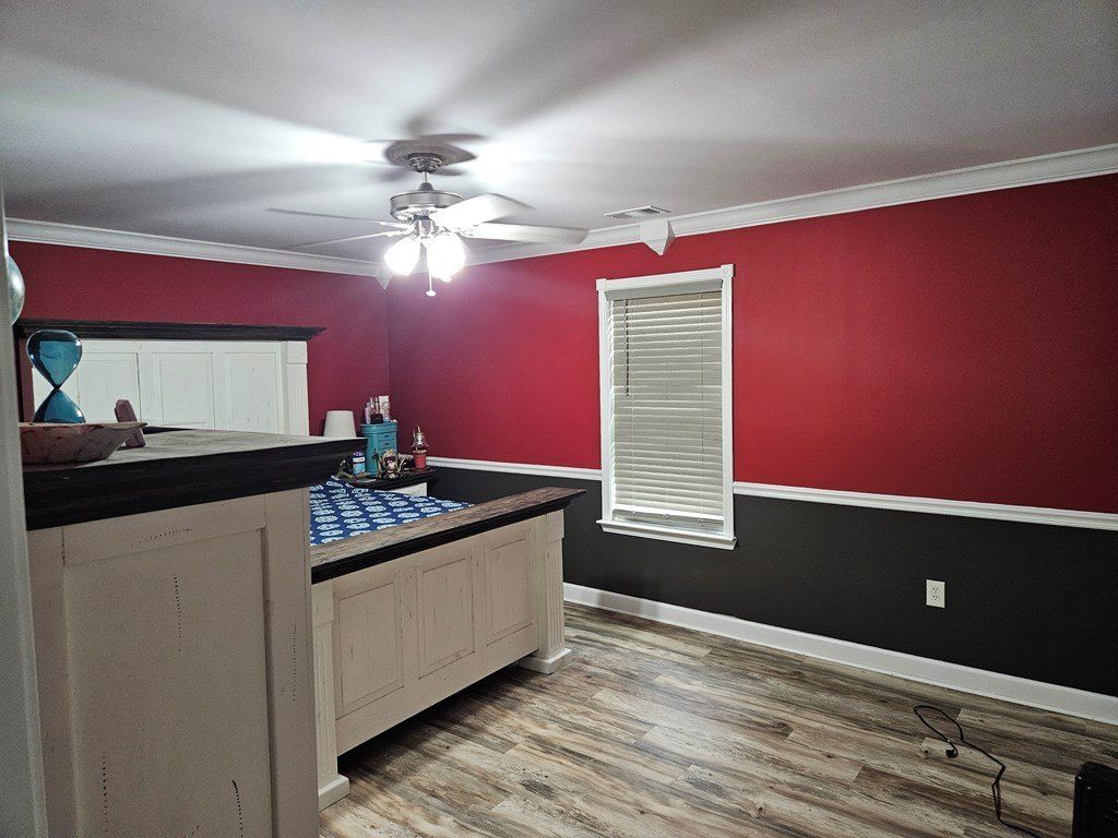 911 Crouch. Batesville, MS 38606