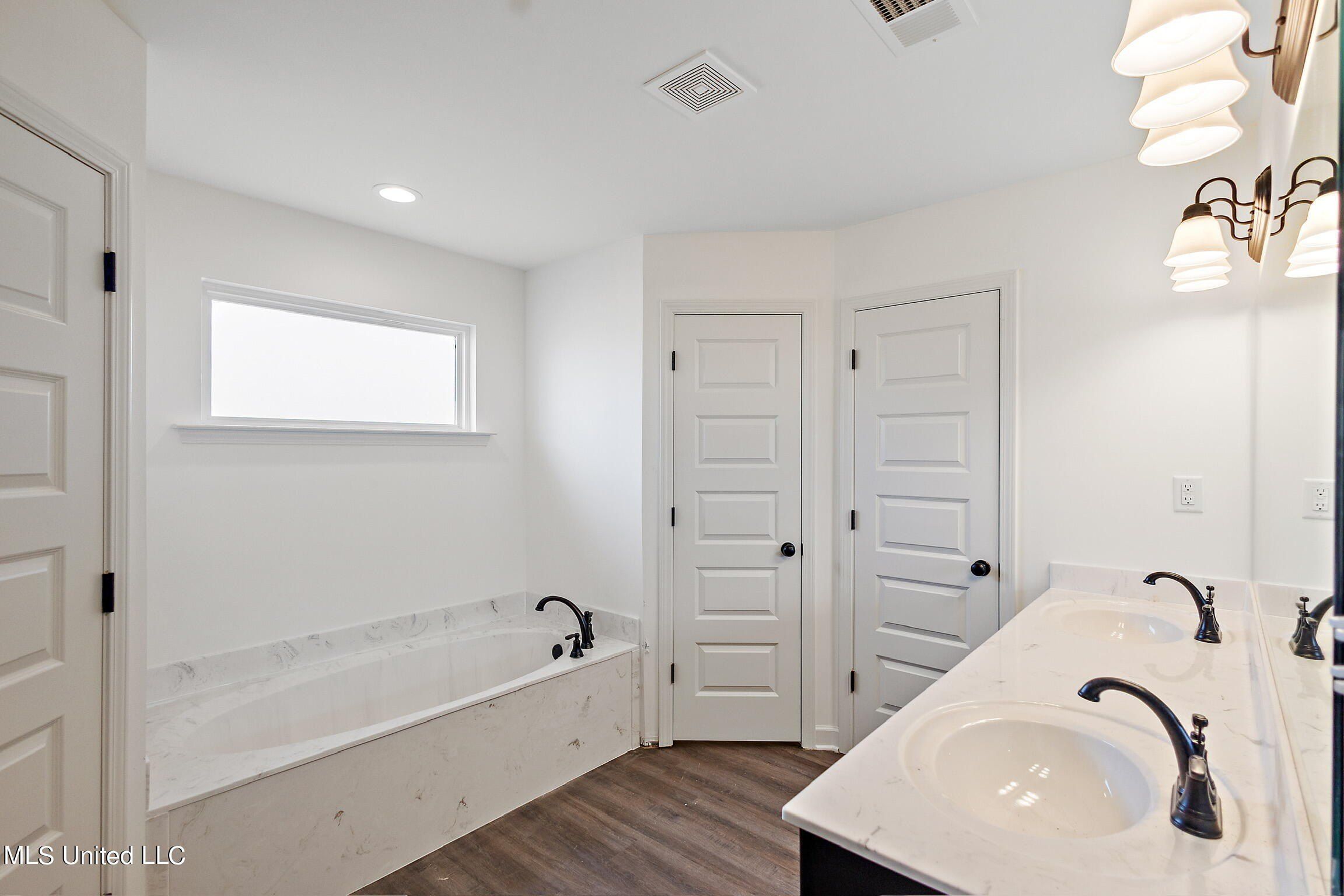 13875 Molly Madeline Lane. Olive Branch, MS 38654