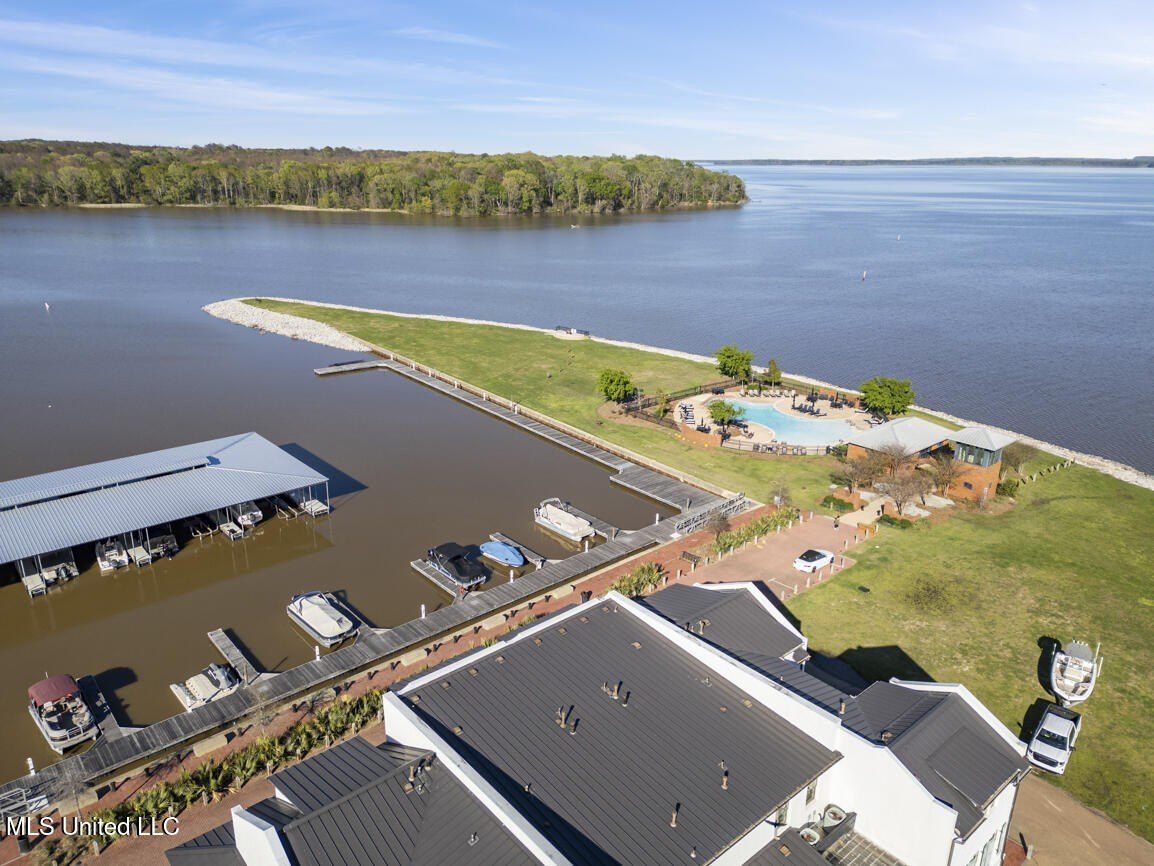 137 W Florida Boulevard Lot 1. Madison, MS 39110