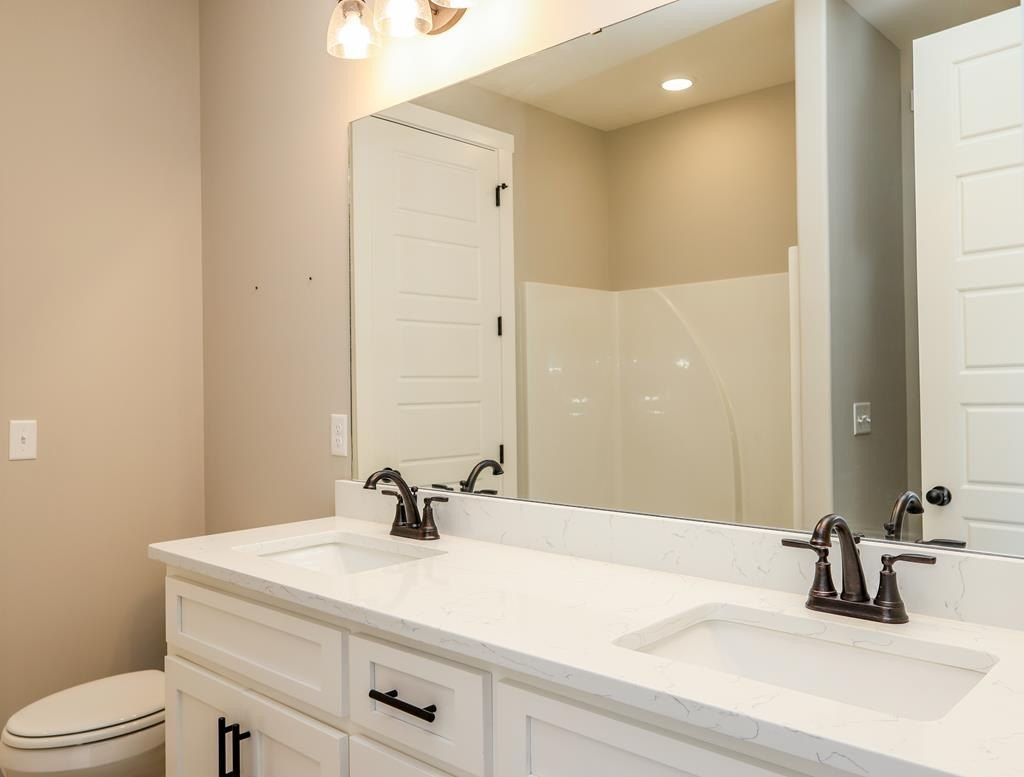 901 Georgia Oak Cove. Oxford, MS 38655