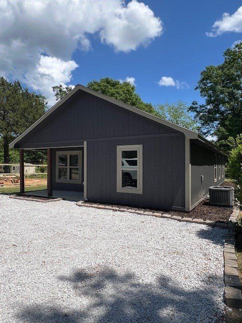 406 Willow St. Sandersville, MS 39477