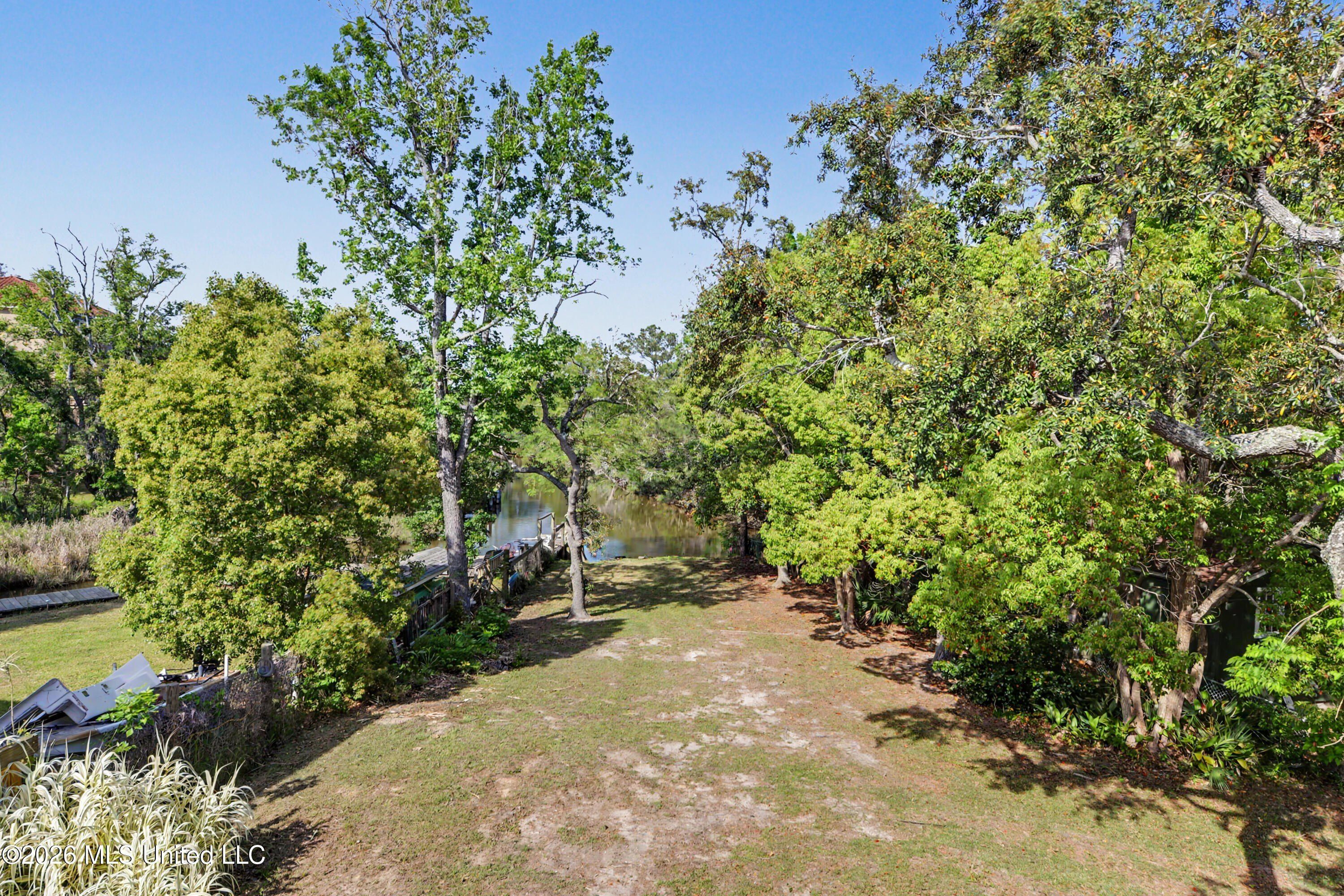 1310 Kensington Drive. Biloxi, MS 39530