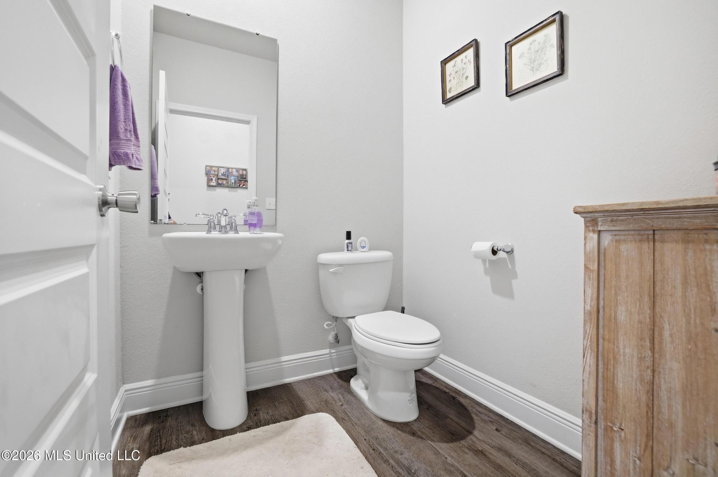 7237 Barley Drive. Ocean Springs, MS 39564