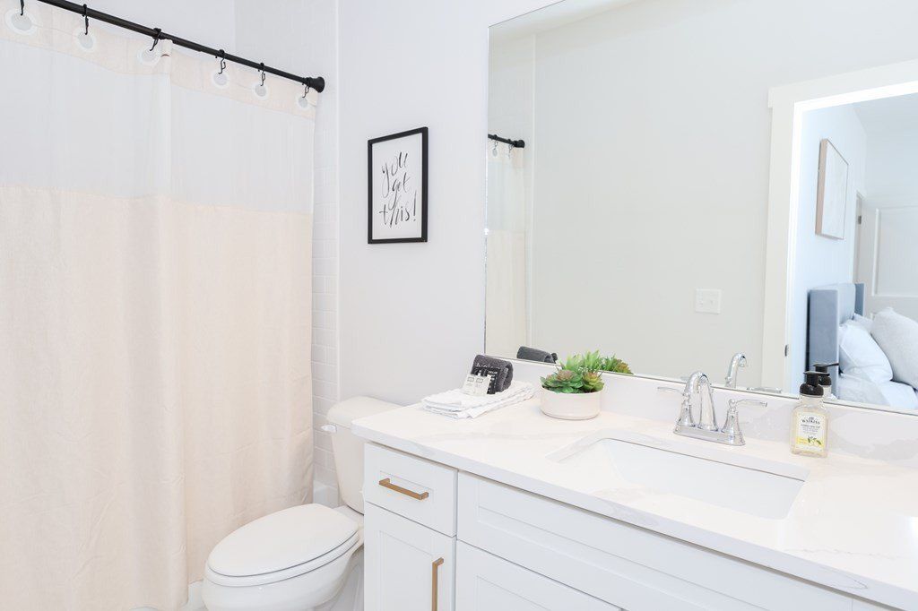 689 Miramar Lane. Oxford, MS 38655