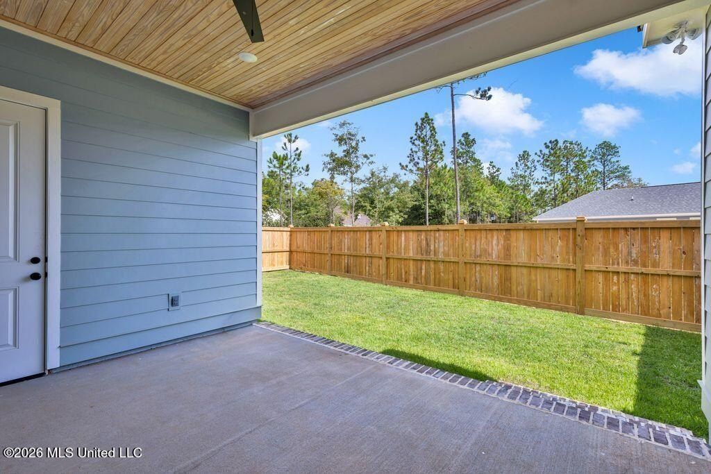 12494 Star Lane. Gulfport, MS 39503