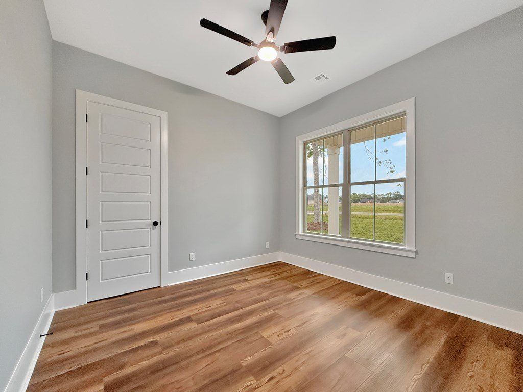 30 S Caesar Oaks Drive. Carriere, MS 39426