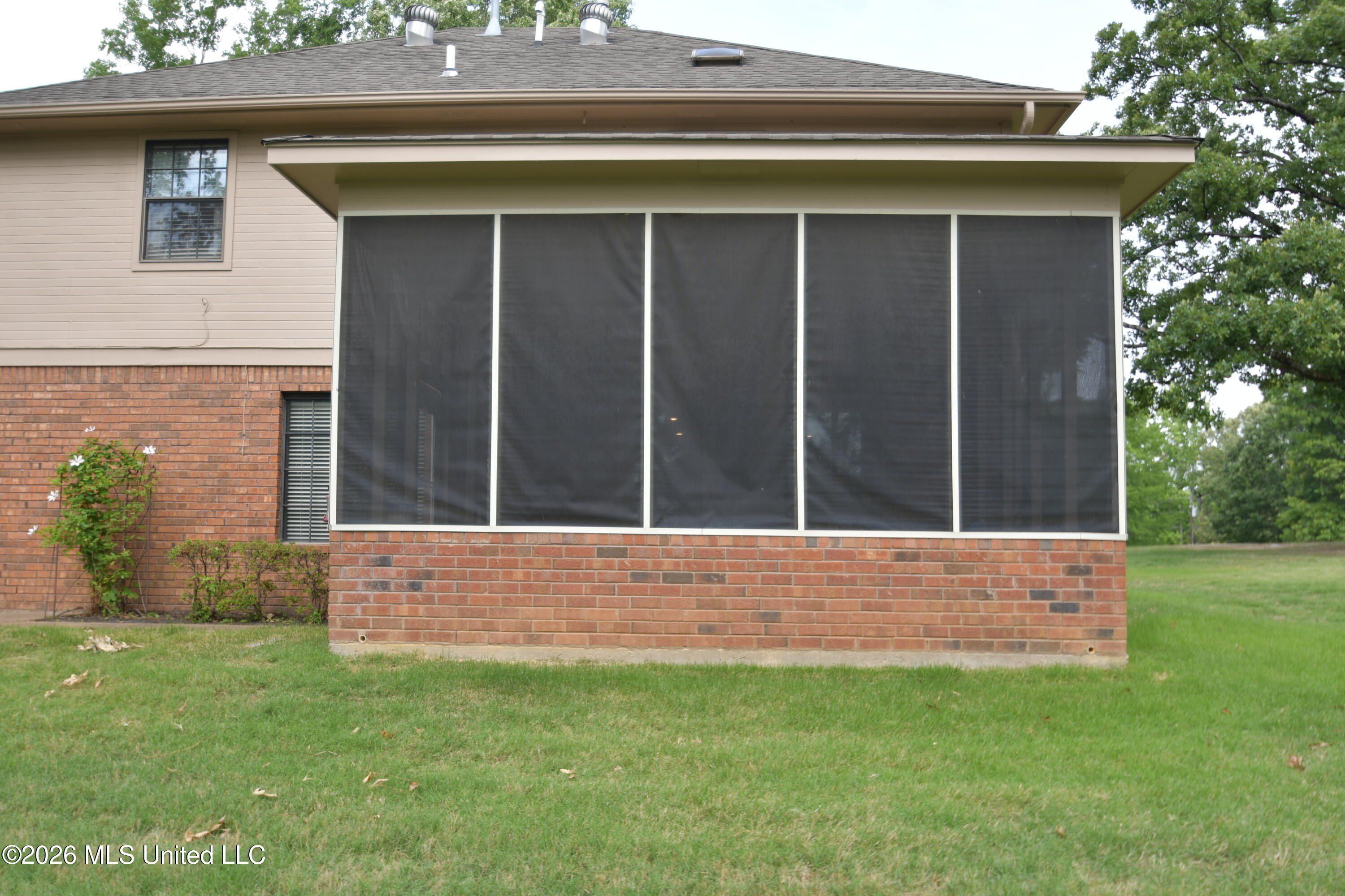1780 Malone Road. Nesbit, MS 38651