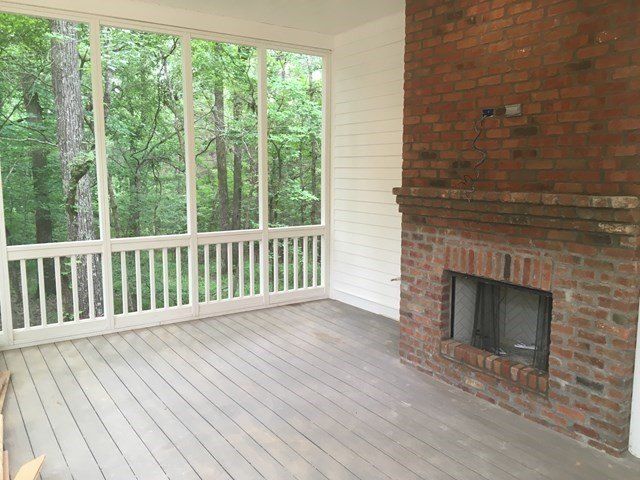 1055 Fieldstone Lane. Oxford, MS 38655