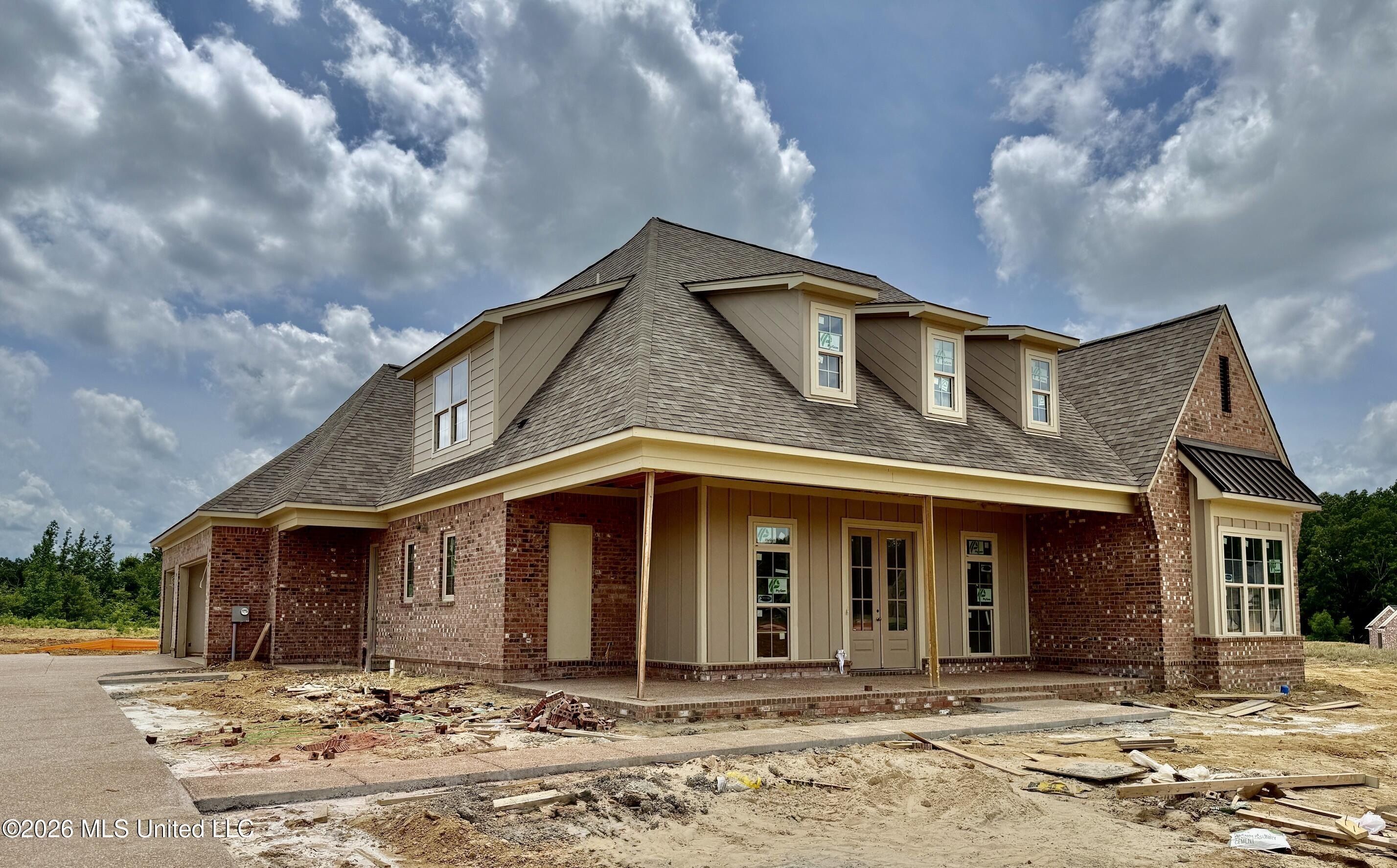 4183 Edison Drive. Nesbit, MS 38651