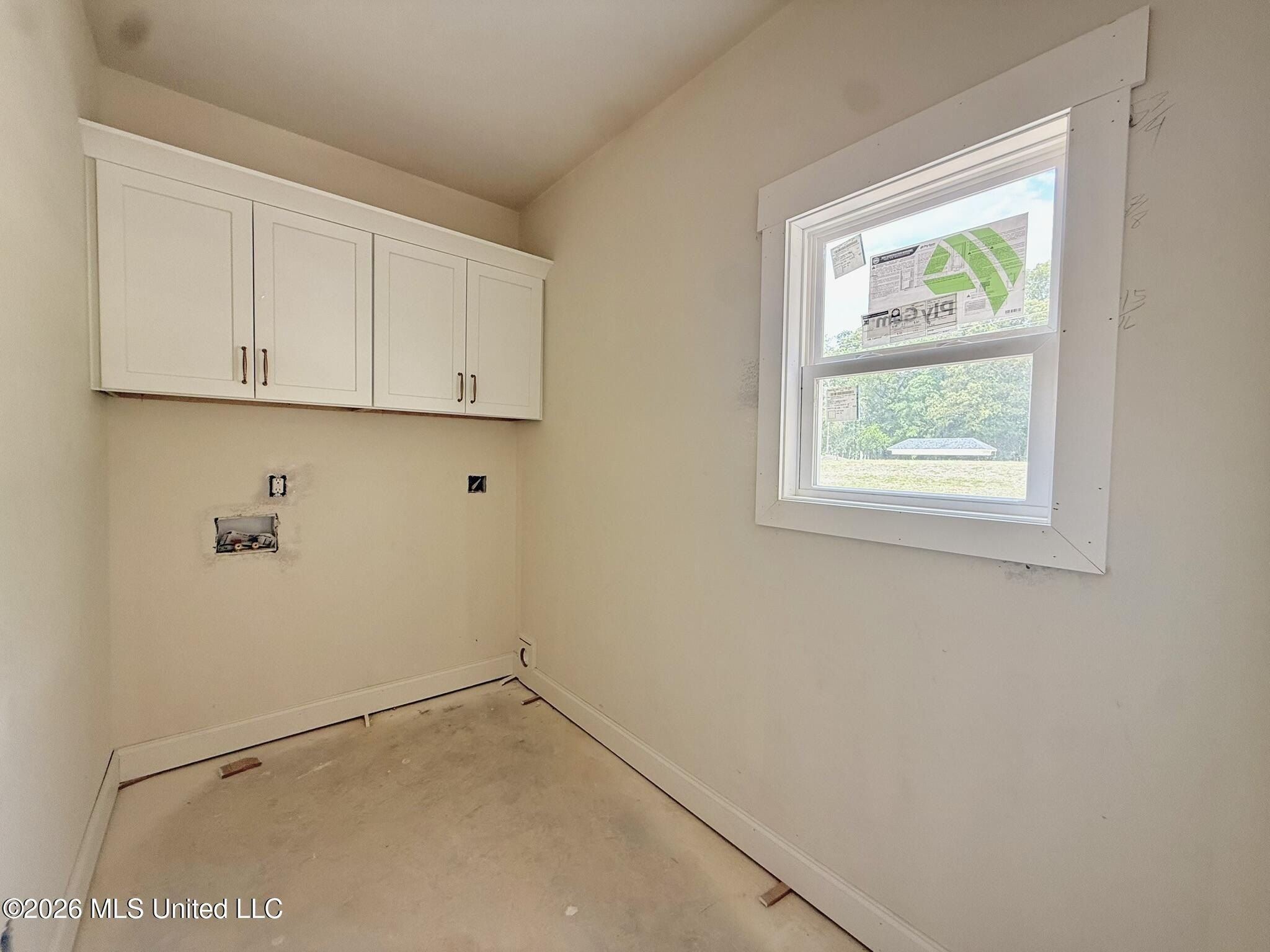 2494 Saint Charles Cove. Southaven, MS 38672
