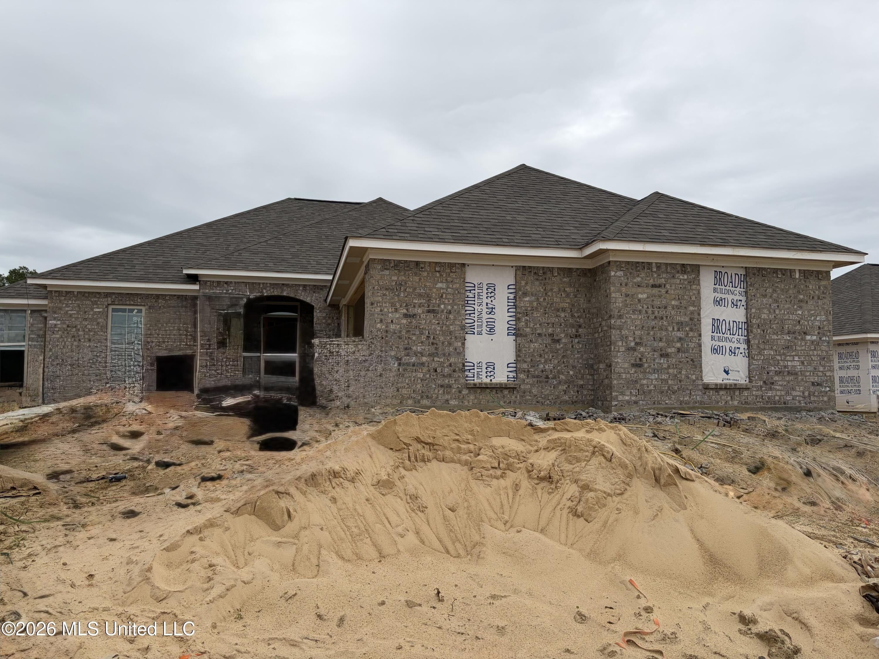 164 Madisonville Drive. Canton, MS 39046