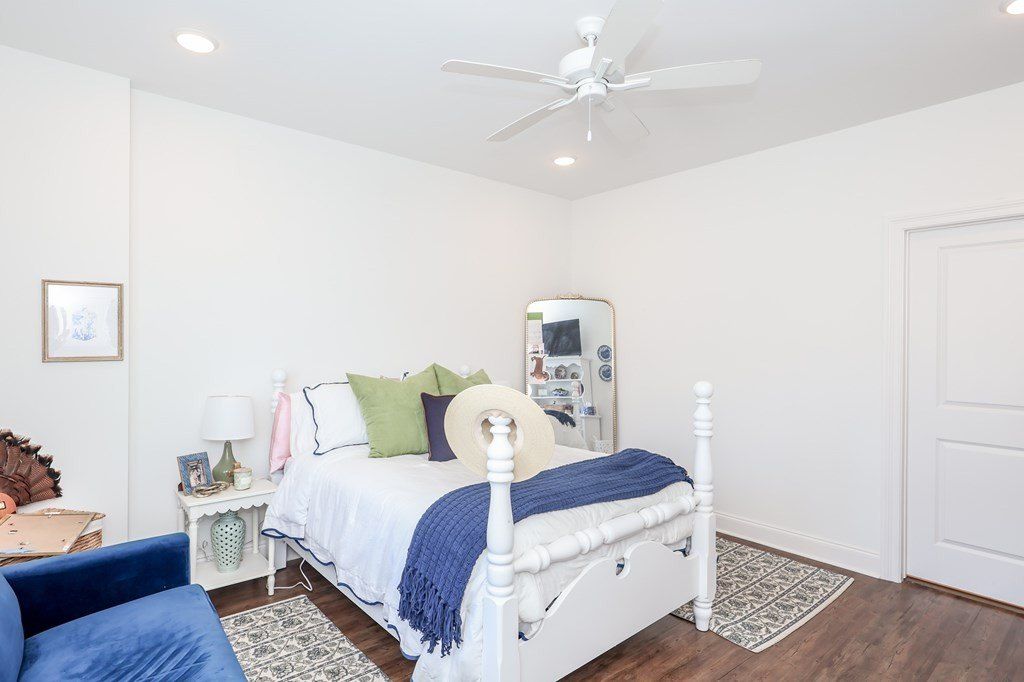 515 Rosewood Lane. Oxford, MS 38655