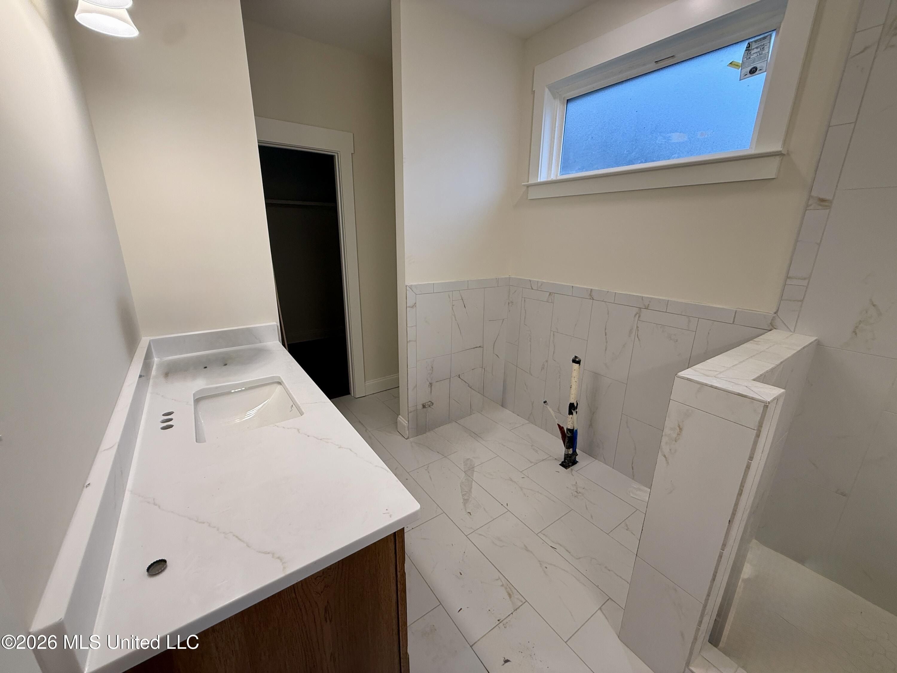 825 E Quitman Court. Nesbit, MS 38651