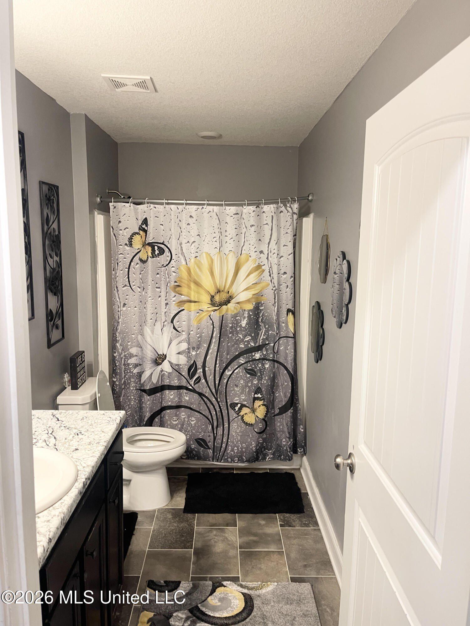 8673 Kimberly Dawn Drive. Southaven, MS 38671