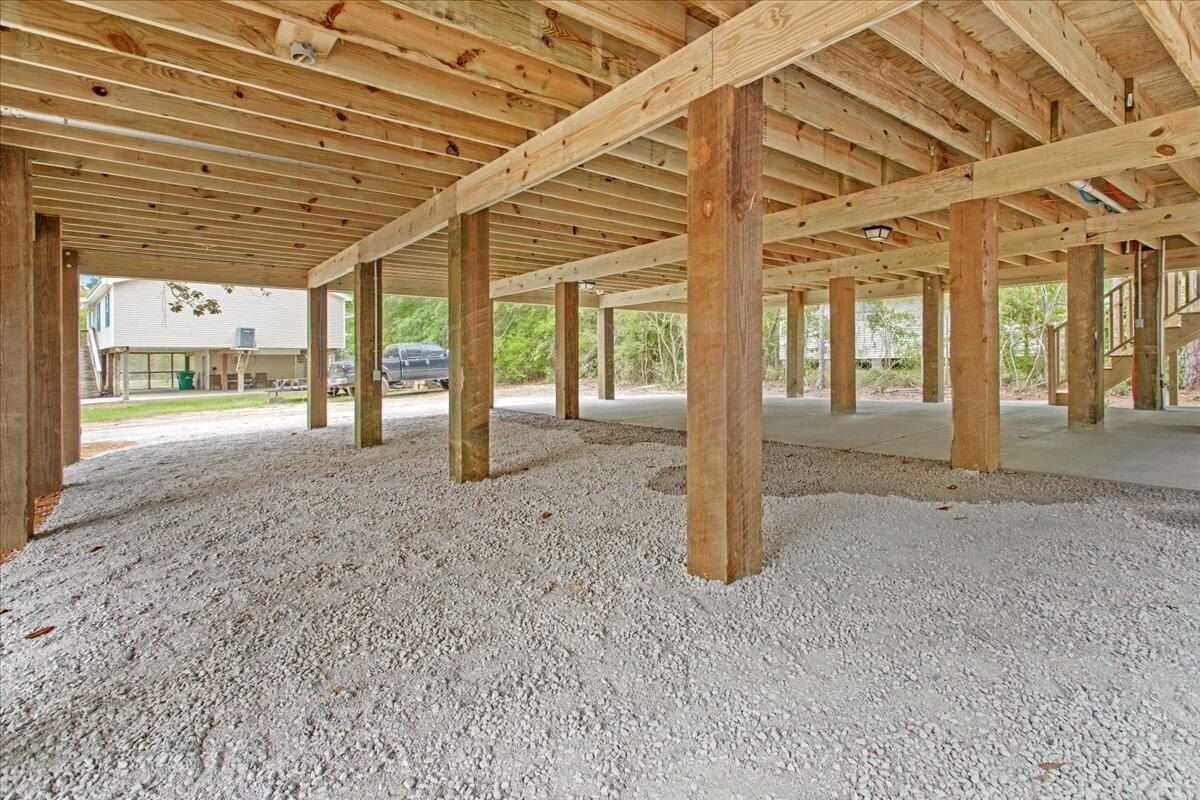 6015 Choctaw Pl. Kiln, MS 39556