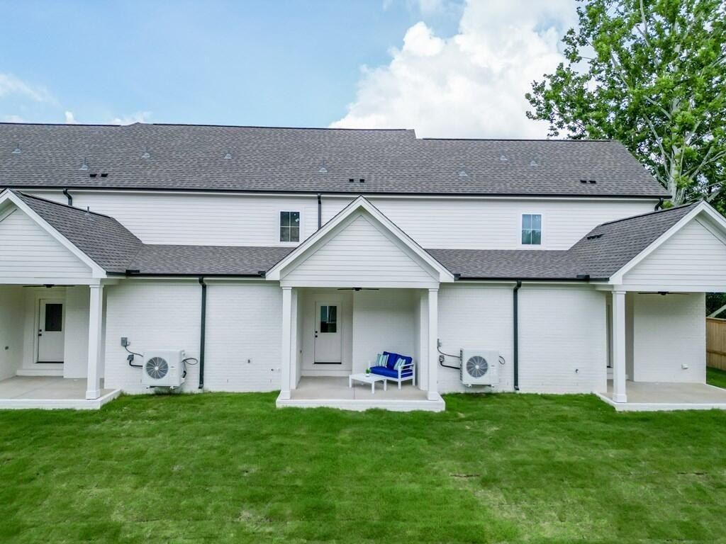 3735 Brindle Court. Oxford, MS 38655