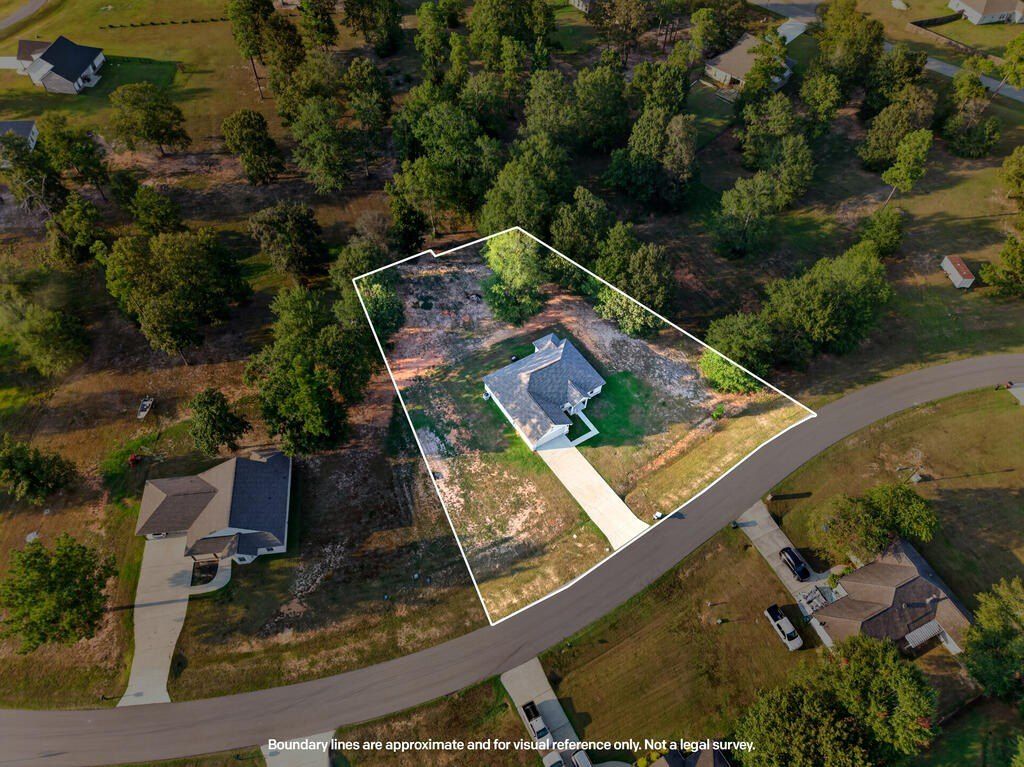 10 Harmony Dr W. Carriere, MS 39426