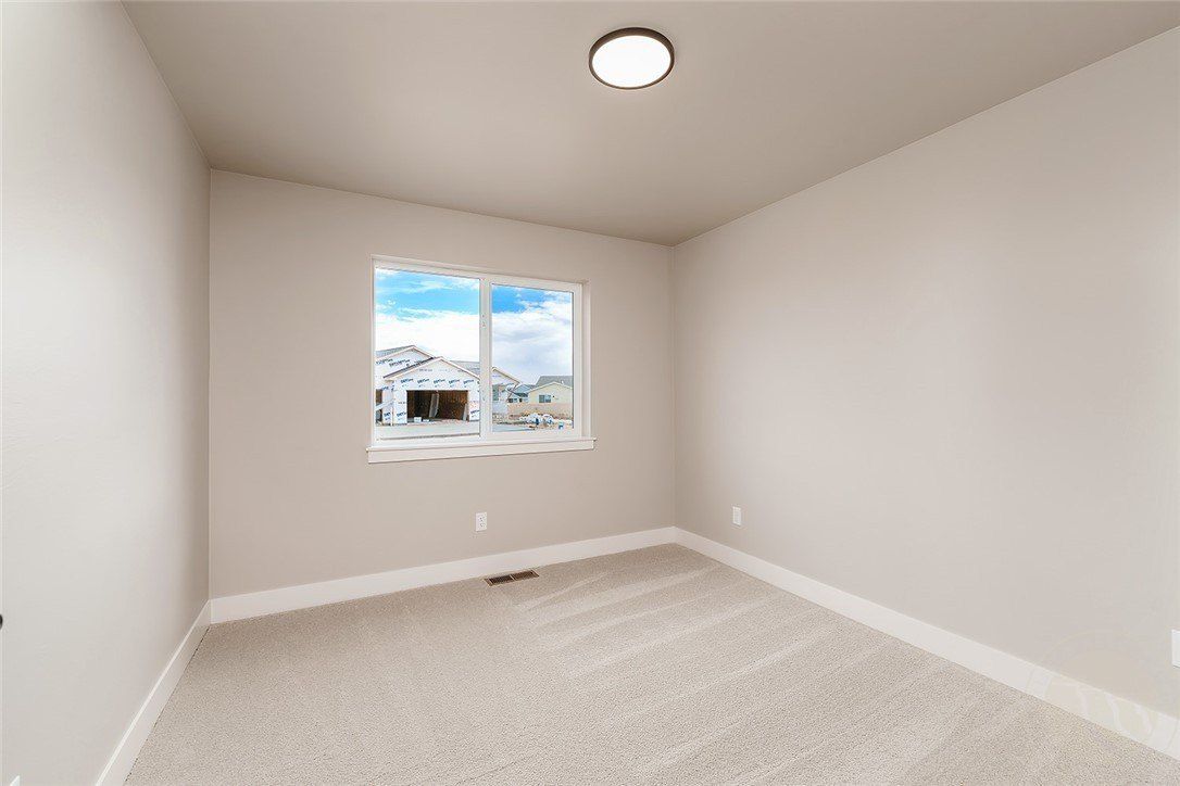578 Chino Circle. Billings, MT 59105
