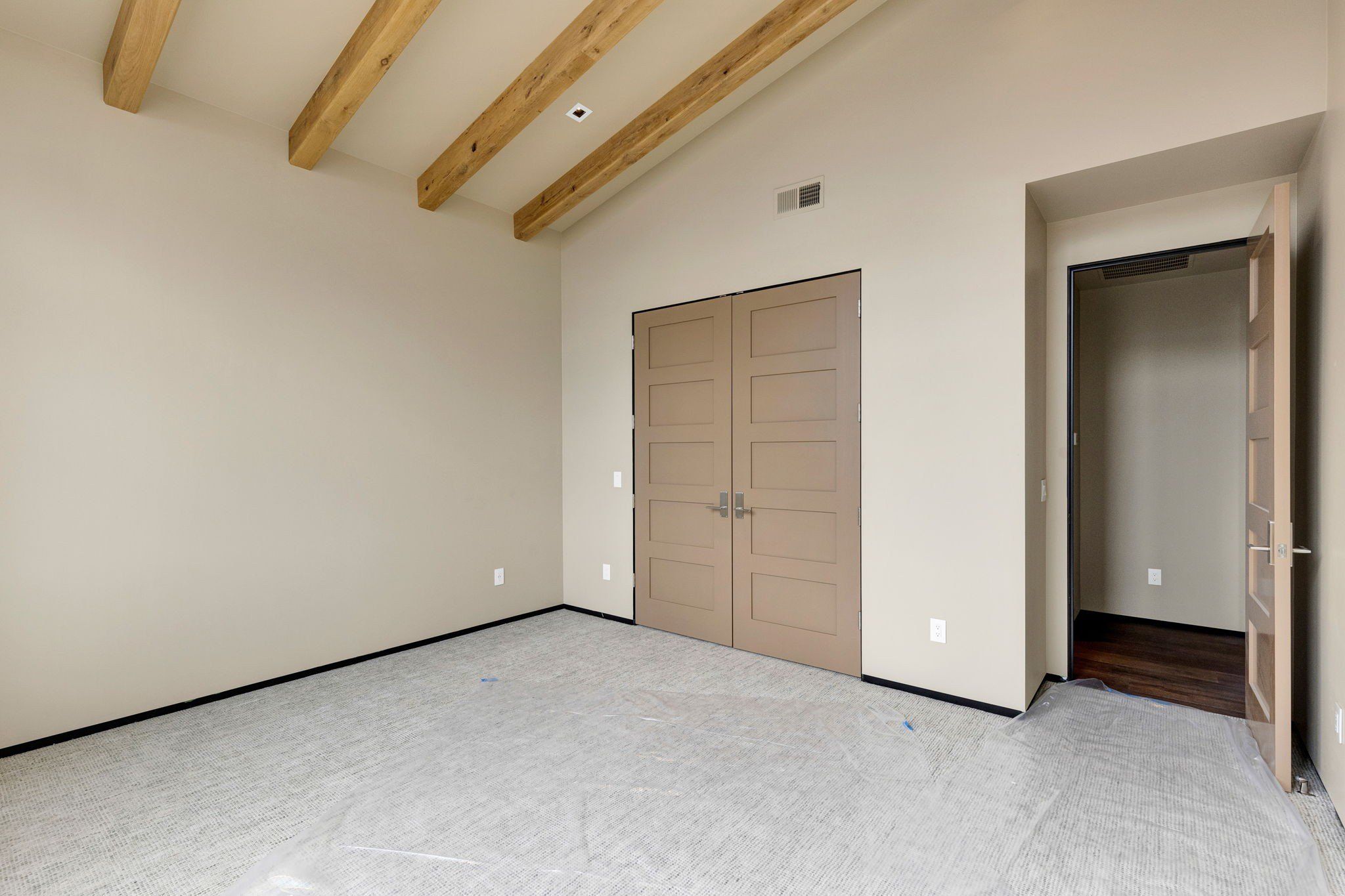 131 Eastside Hwy. Hamilton, MT 59840