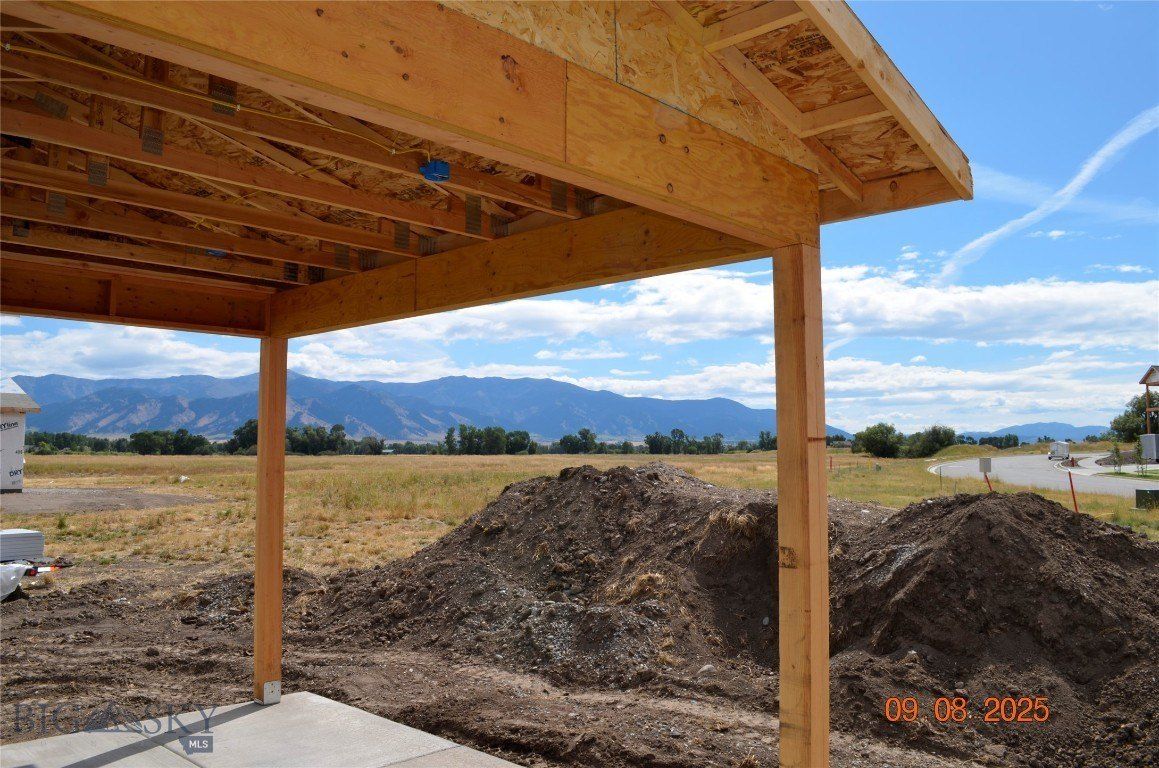 2310 Lark. Belgrade, MT 59714