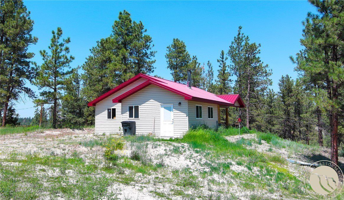 470 Road 4. Roundup, MT 59072