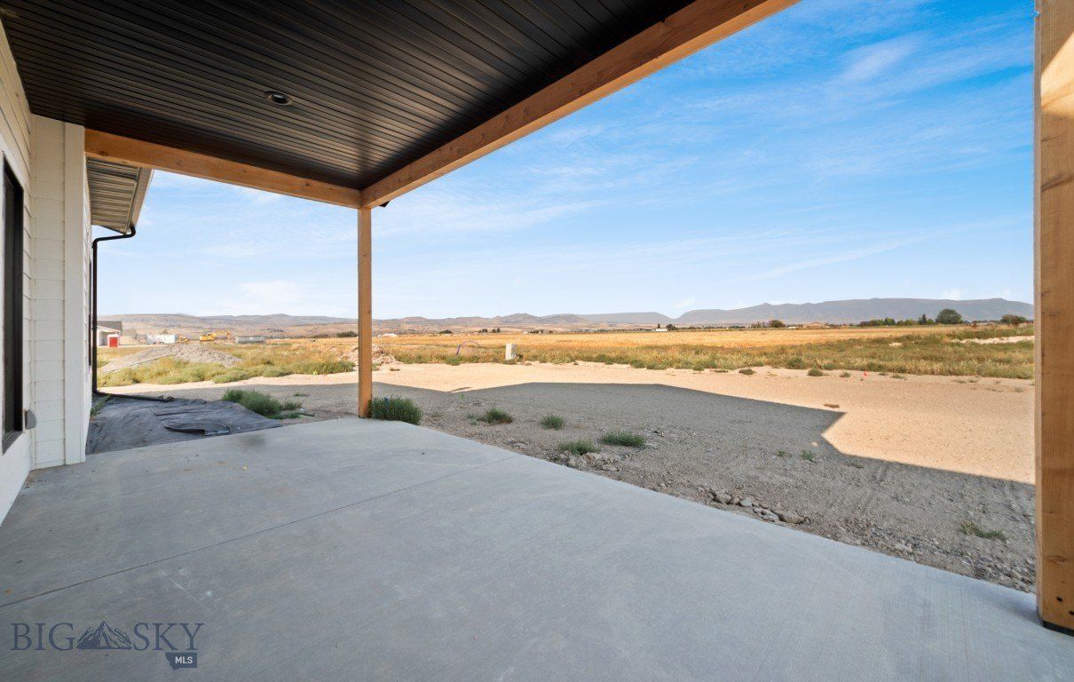 303 S Crispin Street. Manhattan, MT 59741