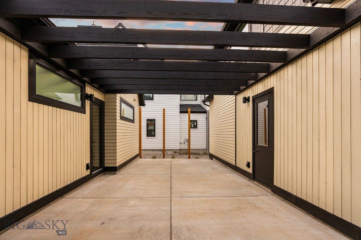 2839 Cielo Way. Bozeman, MT 59718